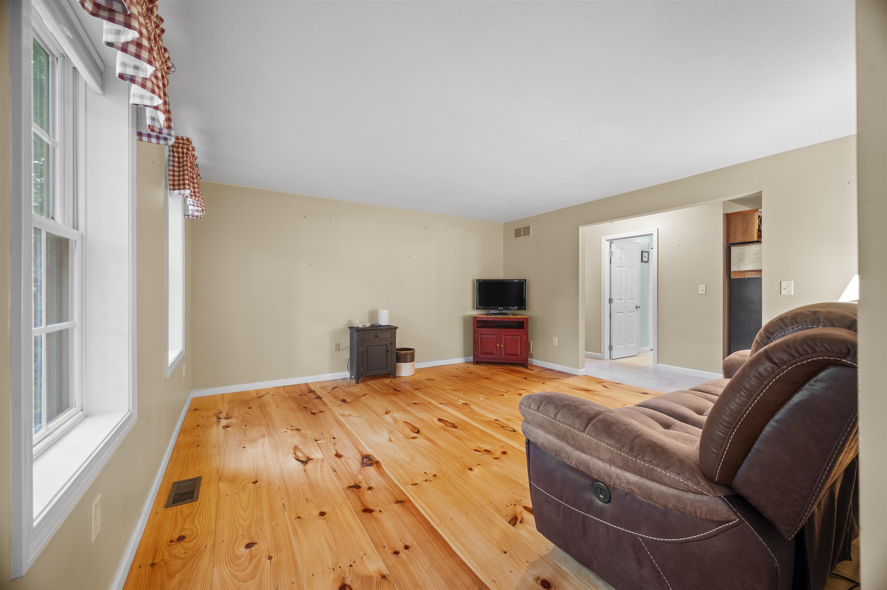 25 Melba Drive Property Photo 15