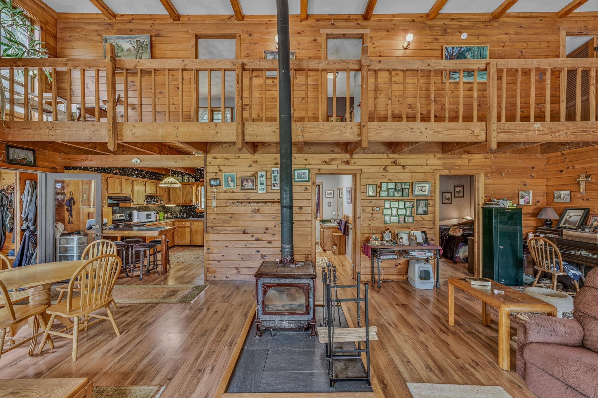 2054 Whitefield Road Property Photo 4