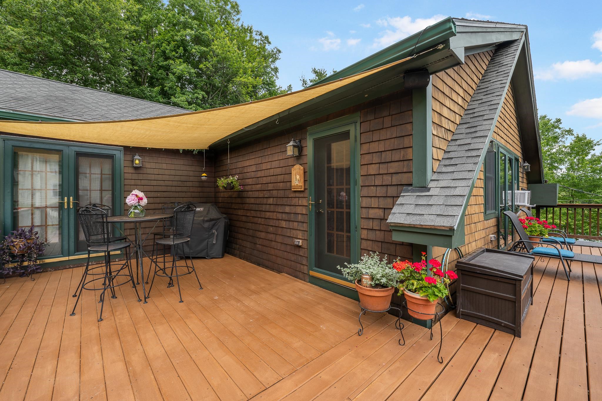 114 River Street Property Photo 6