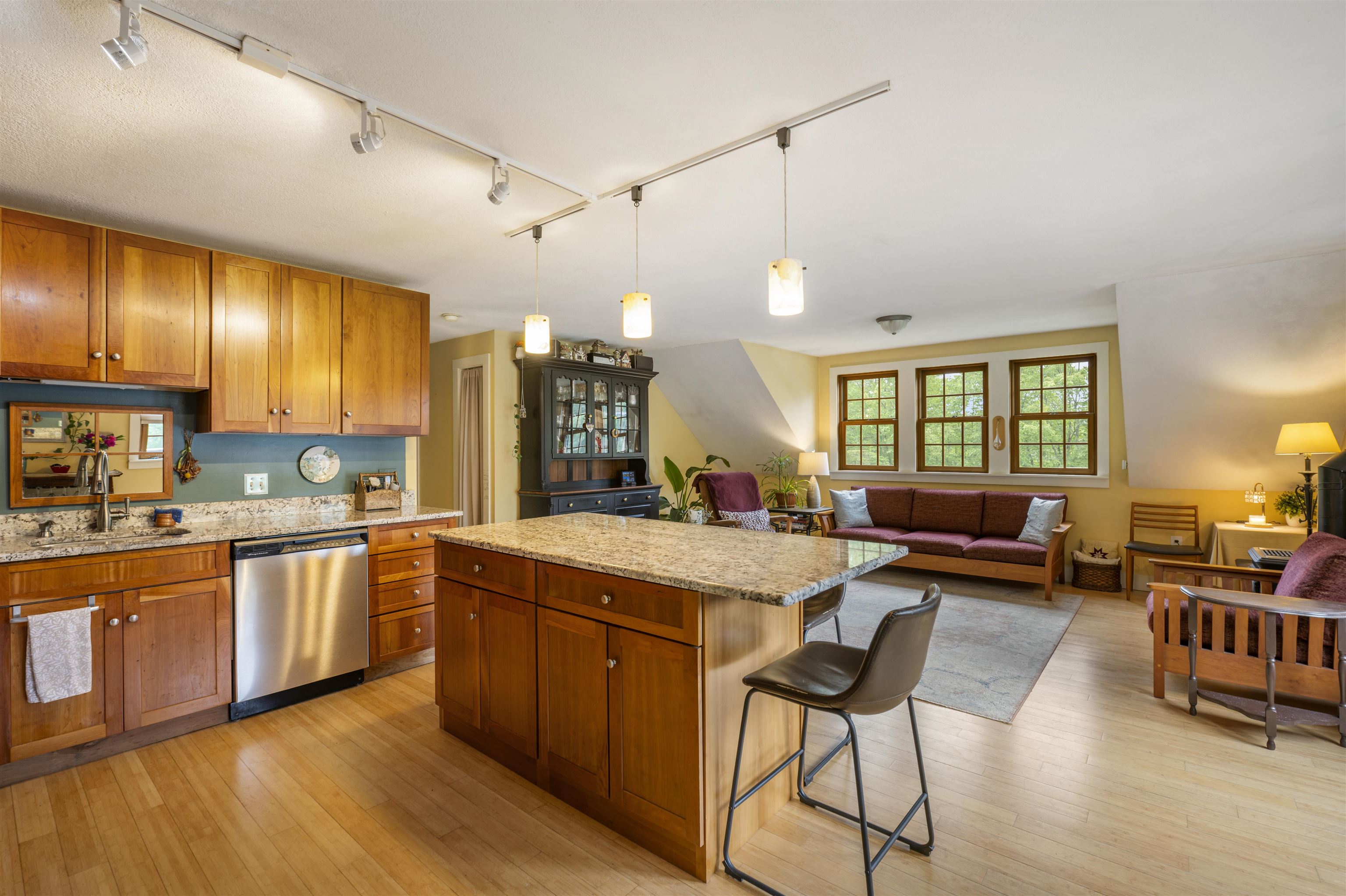 114 River Street Property Photo 23