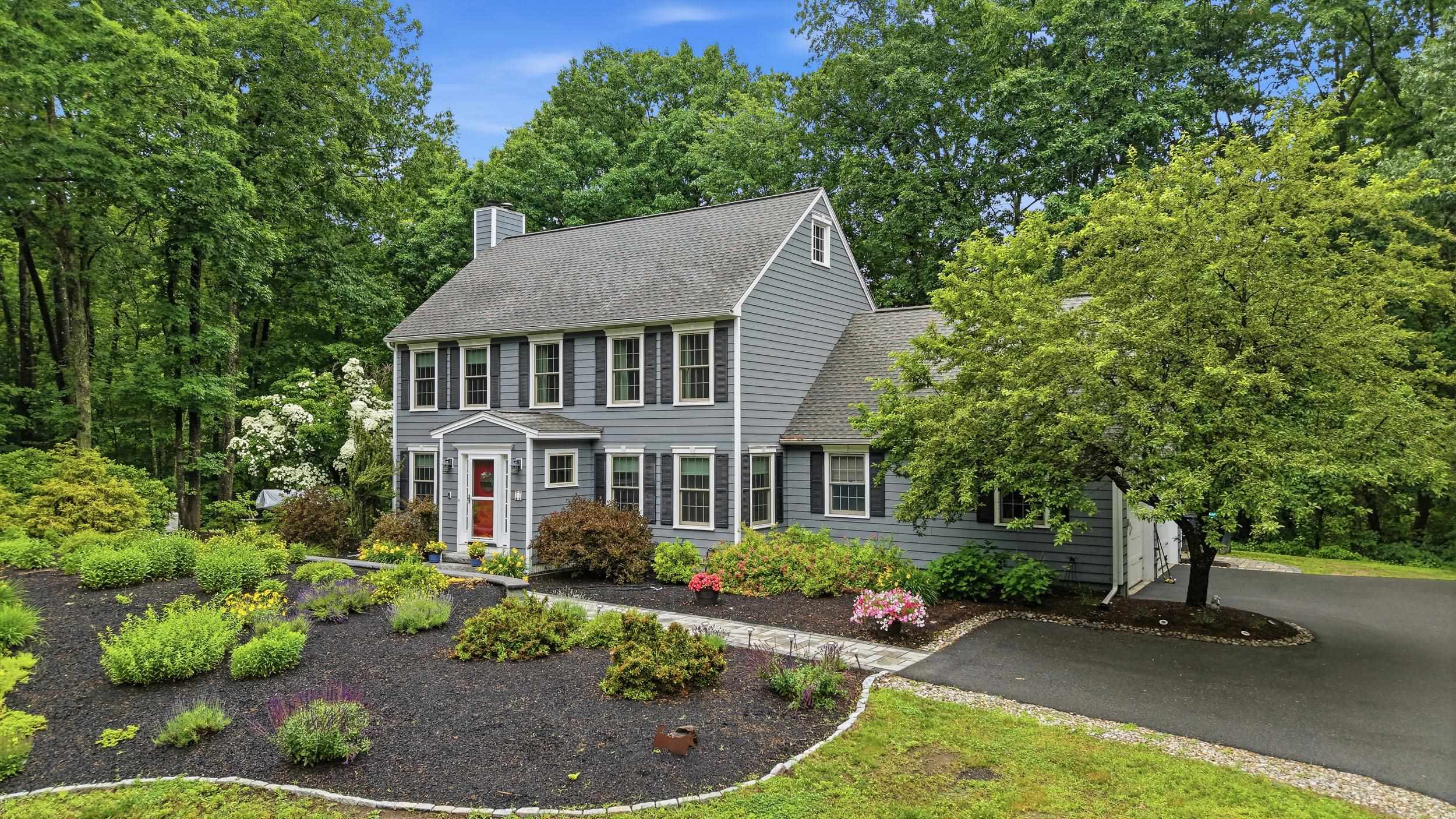11 Montgomery Farm Road Property Photo 1