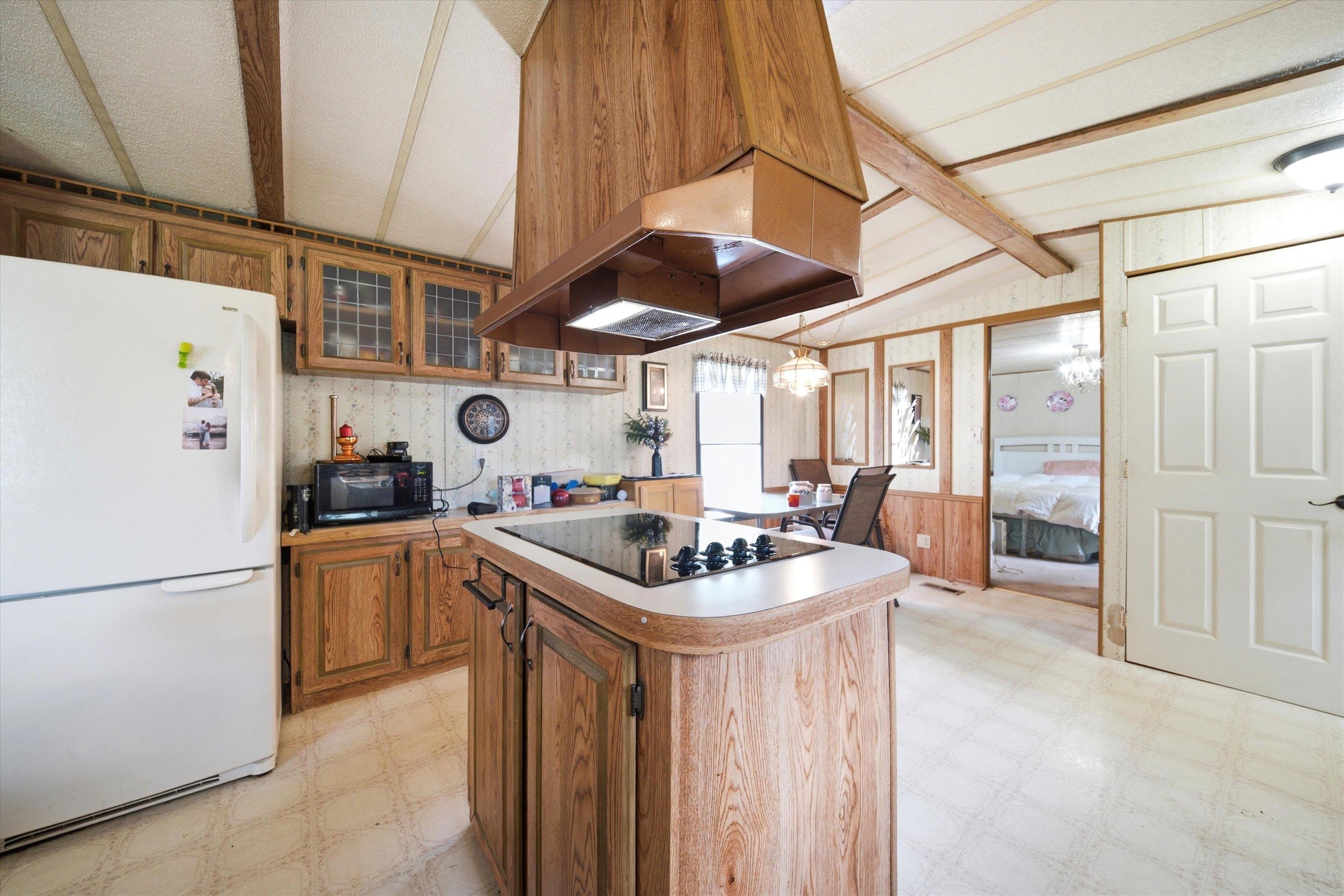 4 Balsam Lane Property Photo 5