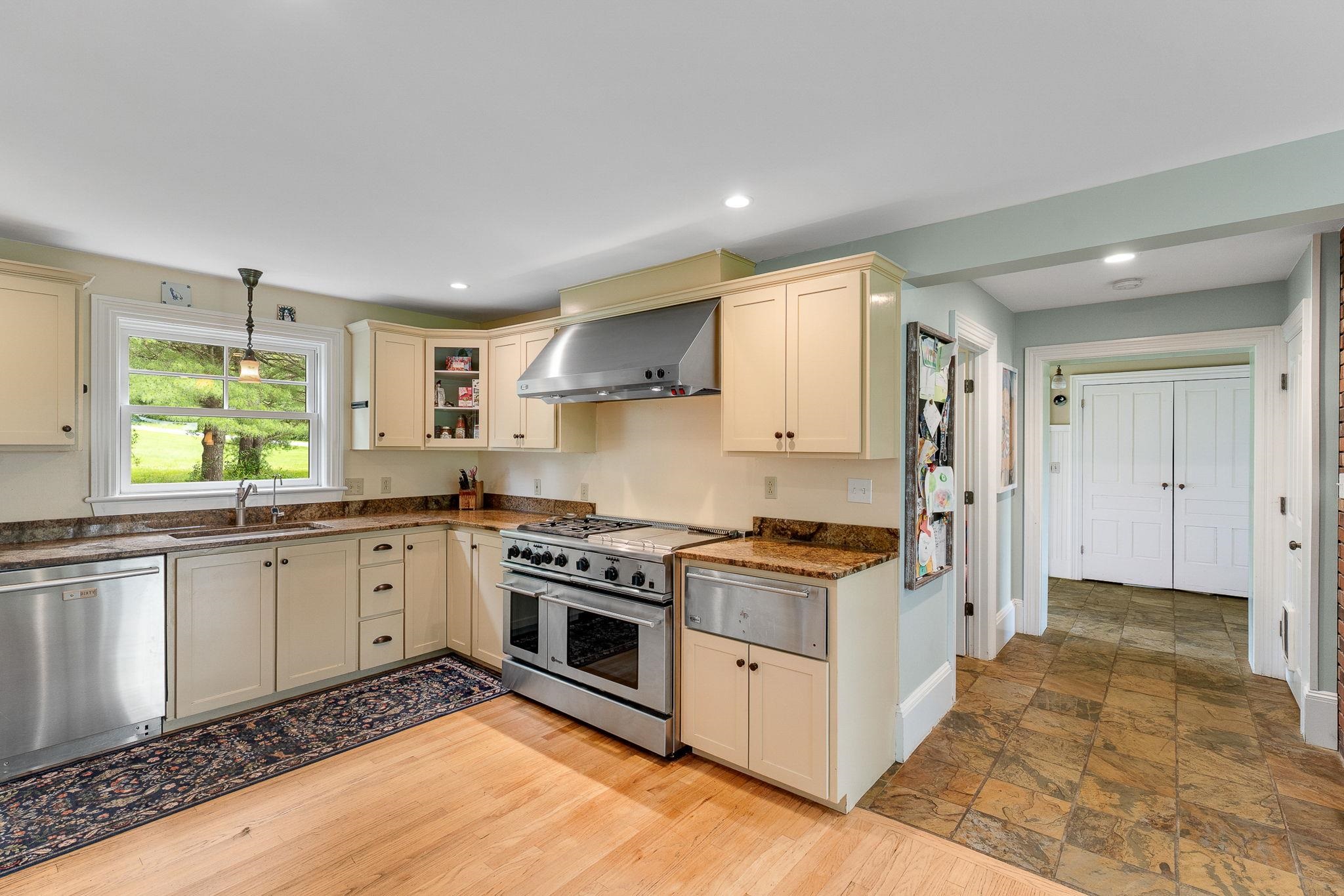 6307 Mount Philo Road Property Photo 12