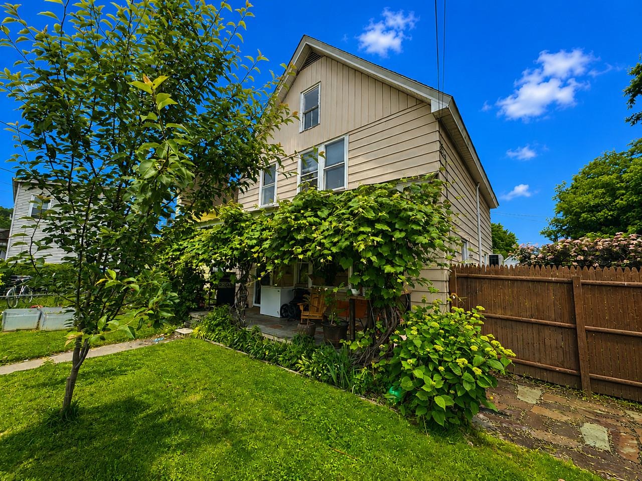 23 Berlin Street Property Photo 24