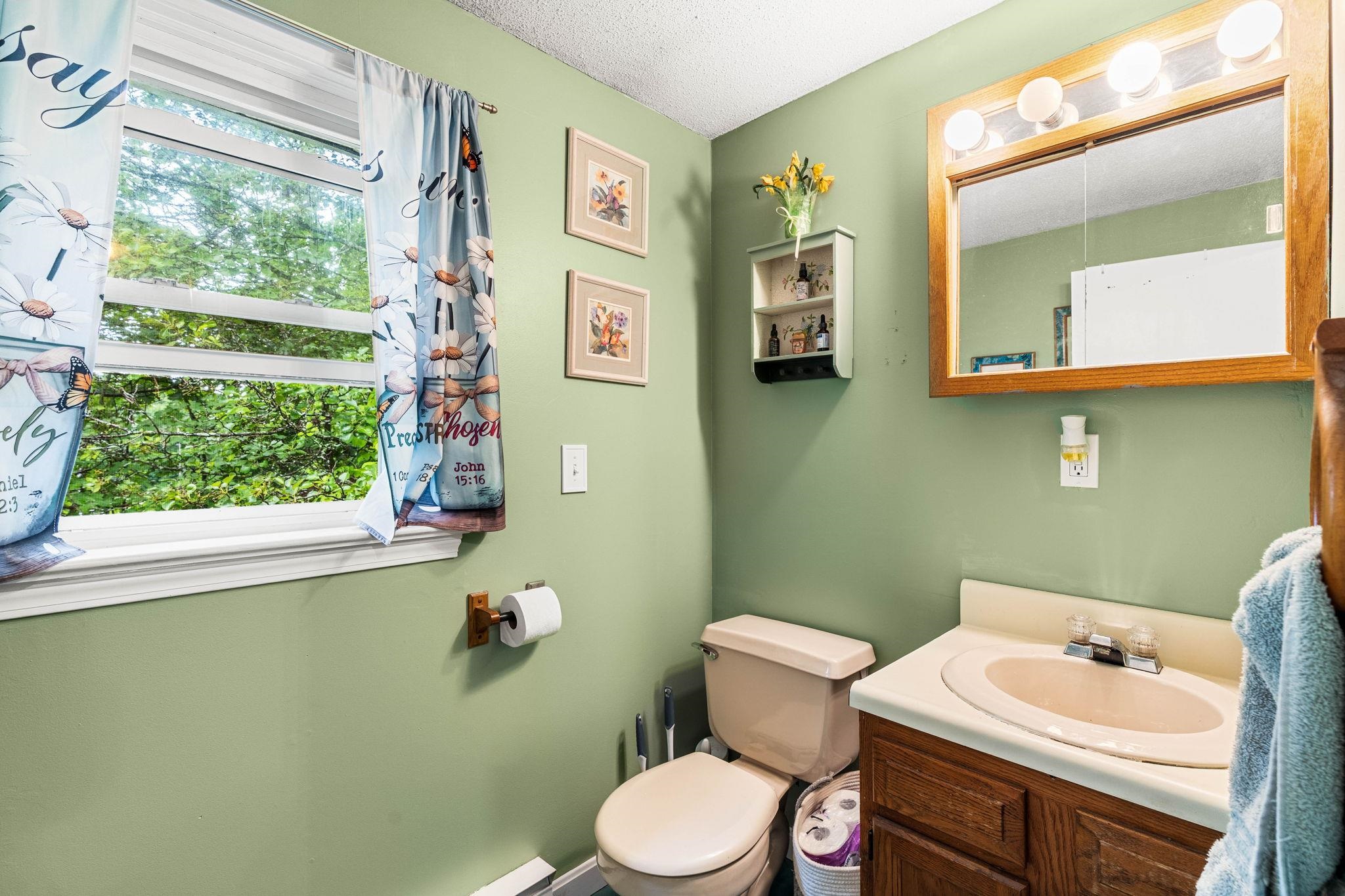 12l Rebecca Lane Property Photo 15
