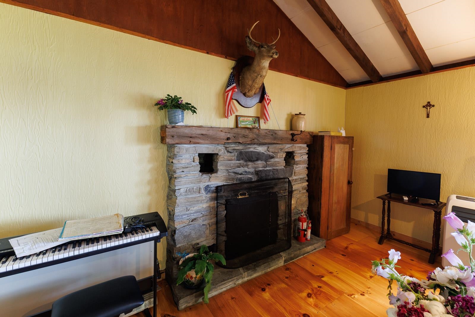 1741 South End Road Property Photo 20