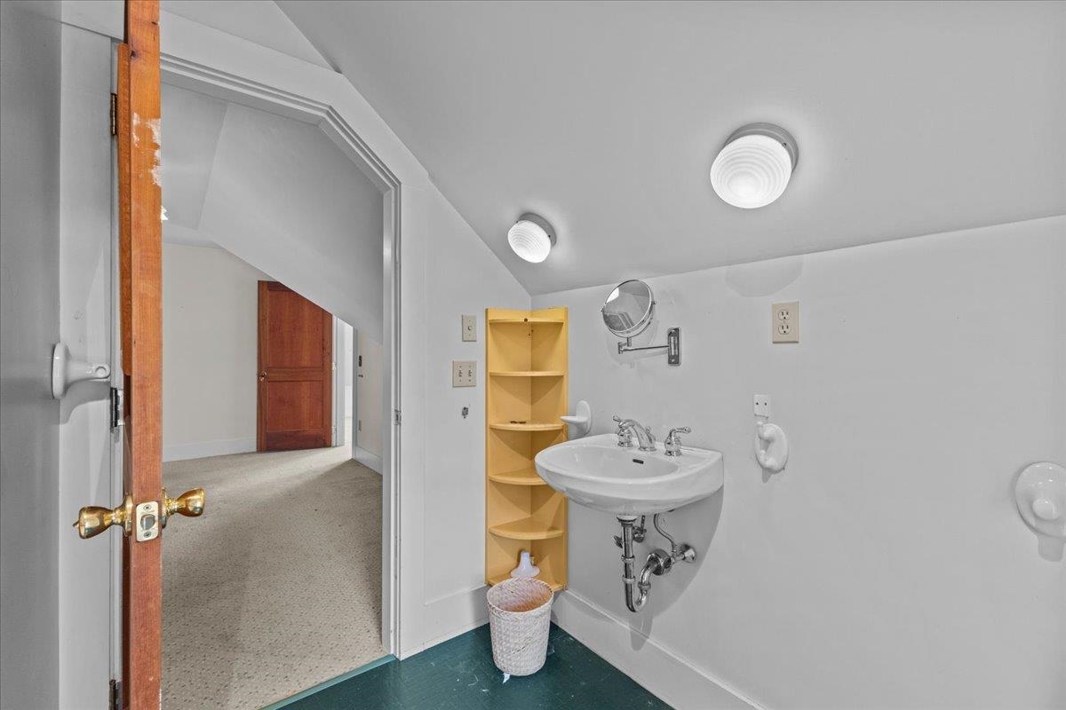 243 Lyle Mckee Road Property Photo 39