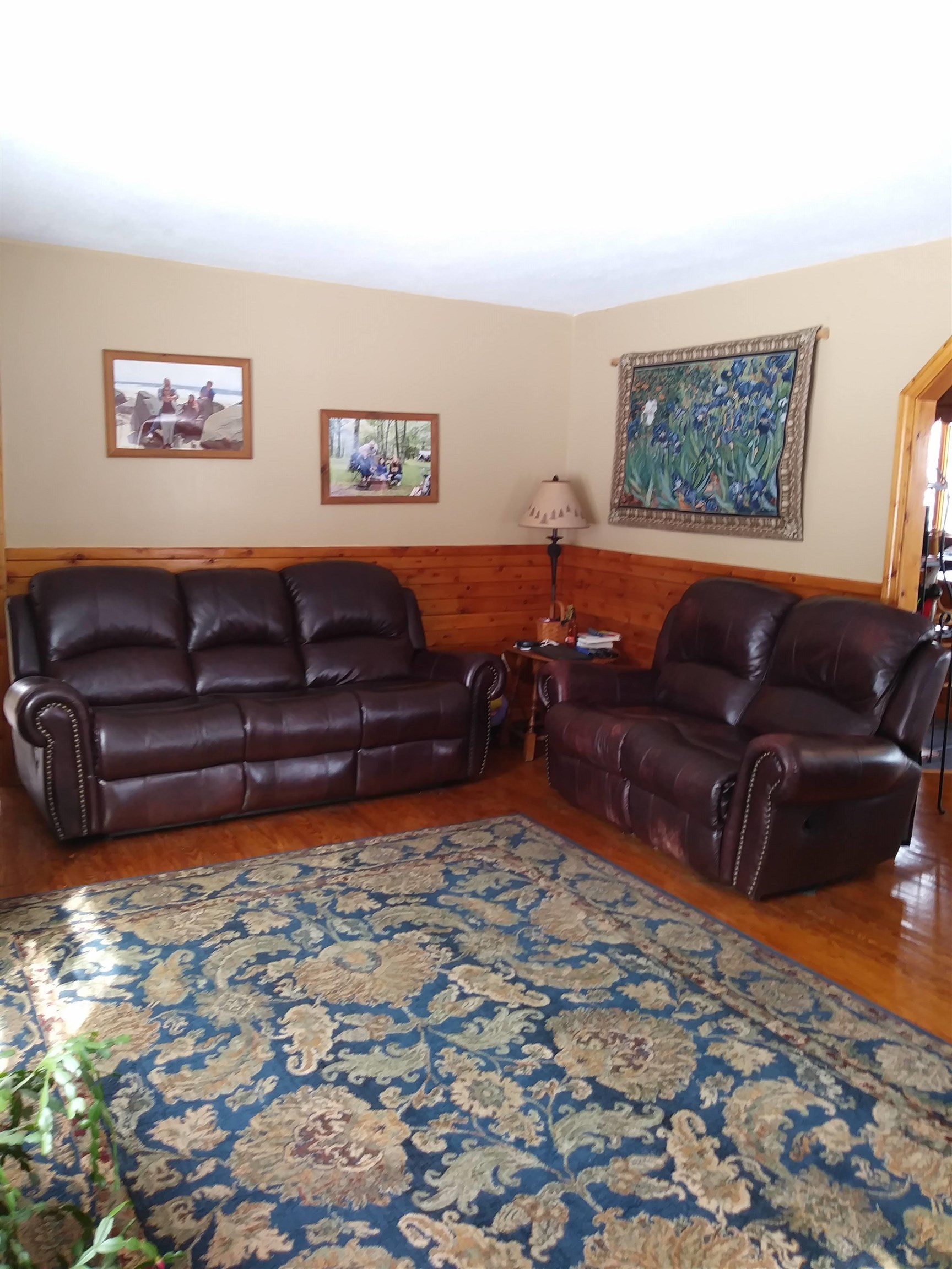 1851 Valley Road Property Photo 5