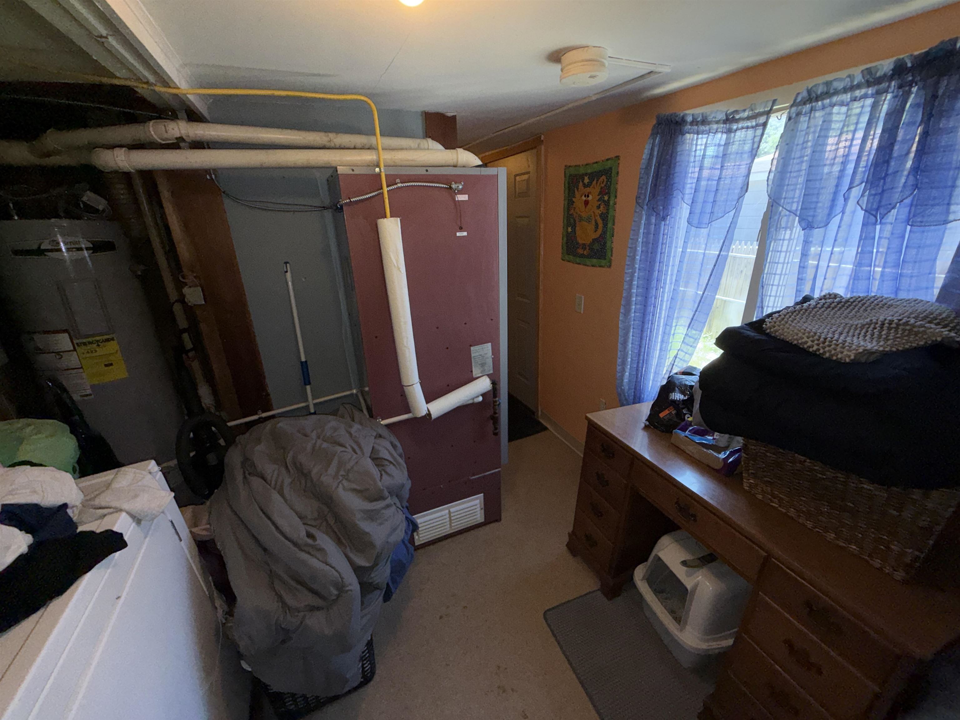 64 Avenue C Property Photo 14