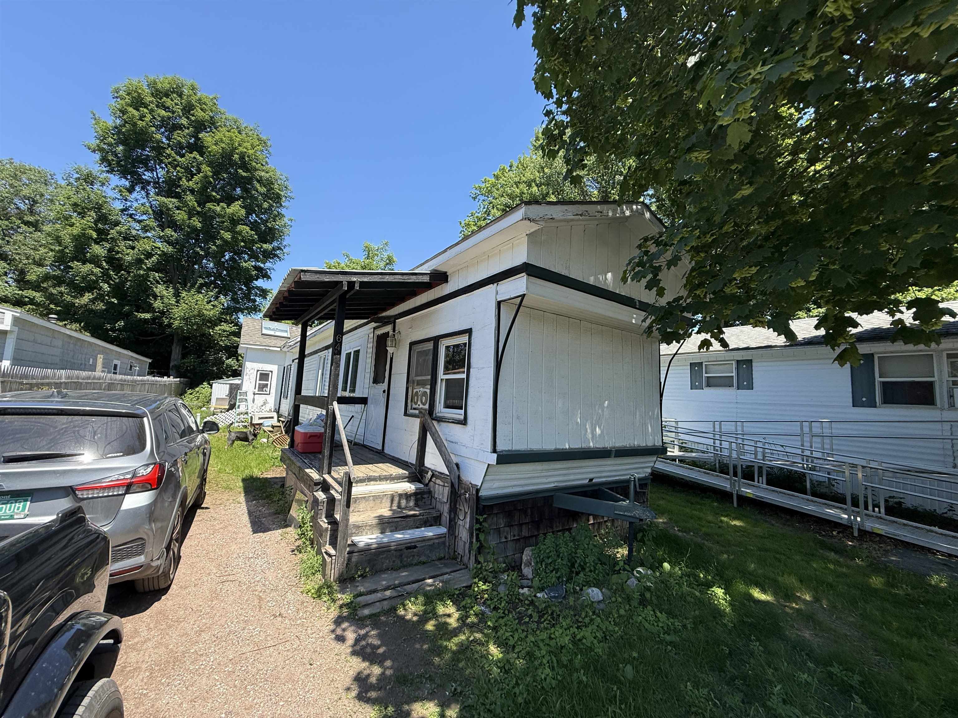 64 Avenue C Property Photo 19