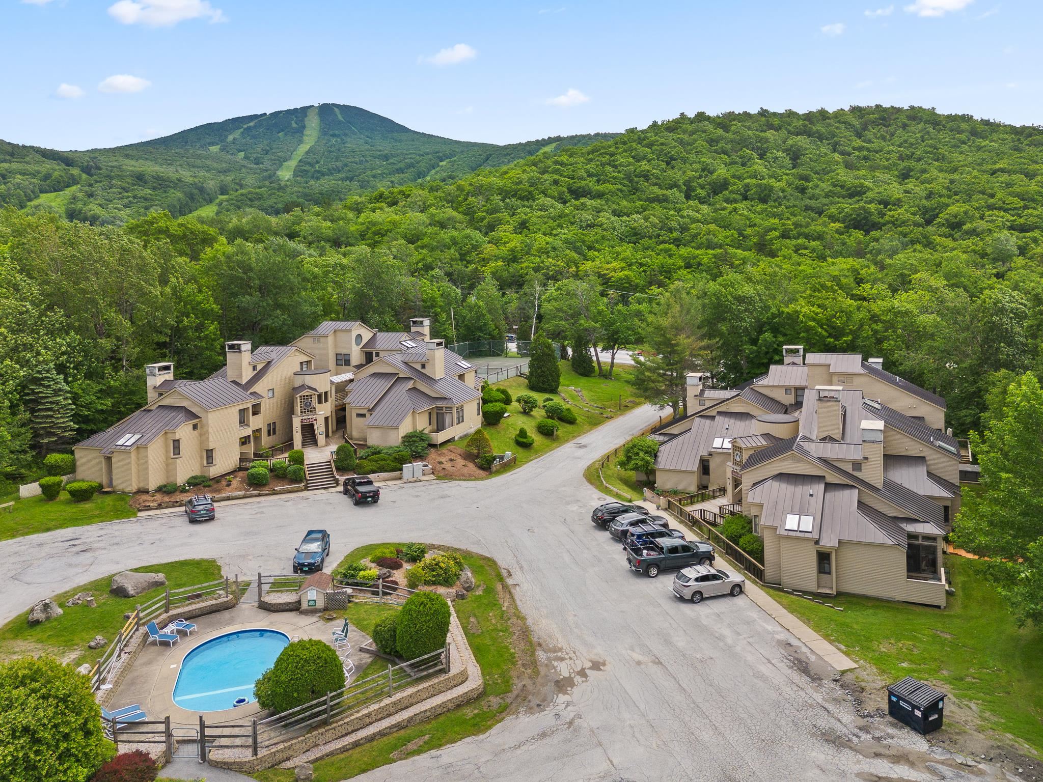 55 Fox Hollow Village Property Photo 1