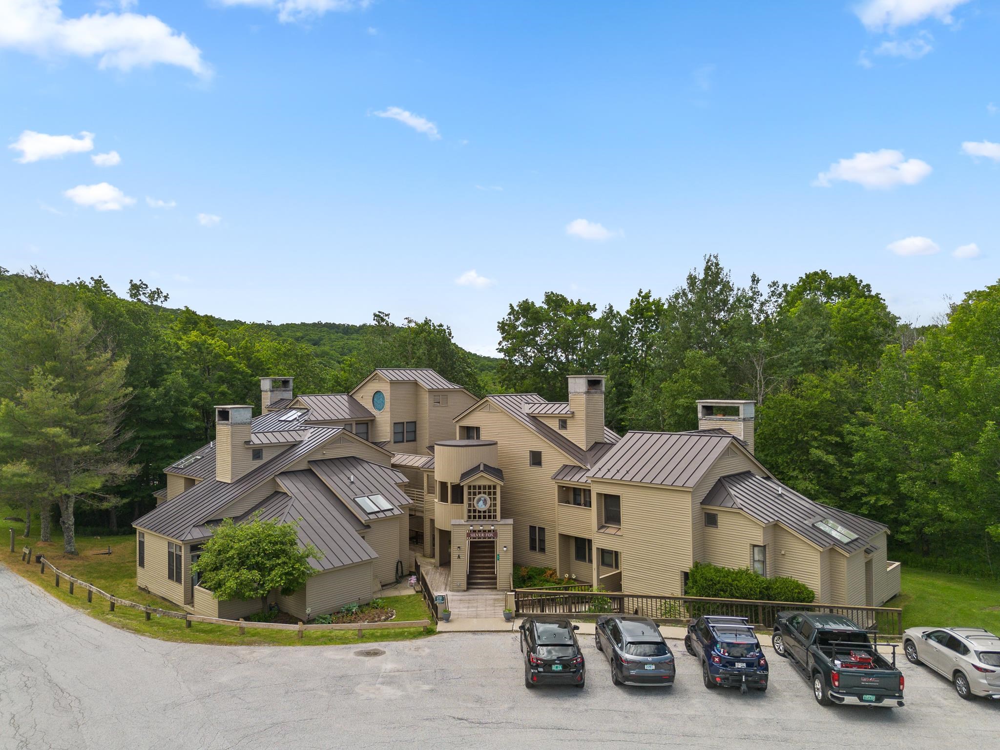 55 Fox Hollow Village Property Photo 38