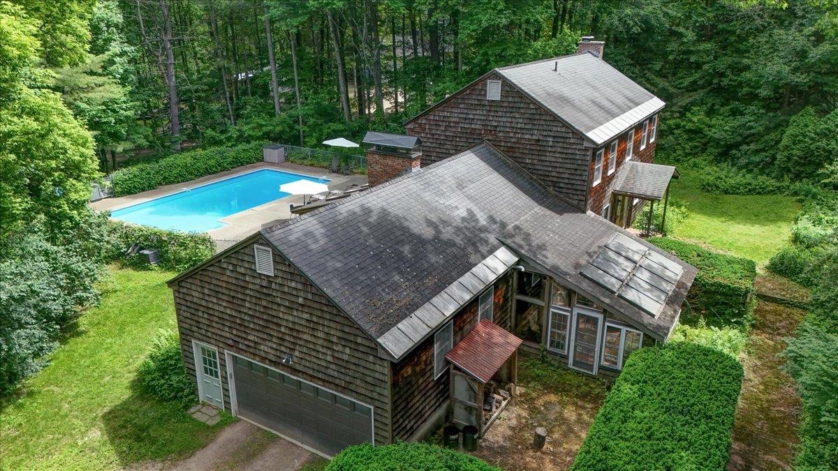 10 Birch Lane Property Photo 1