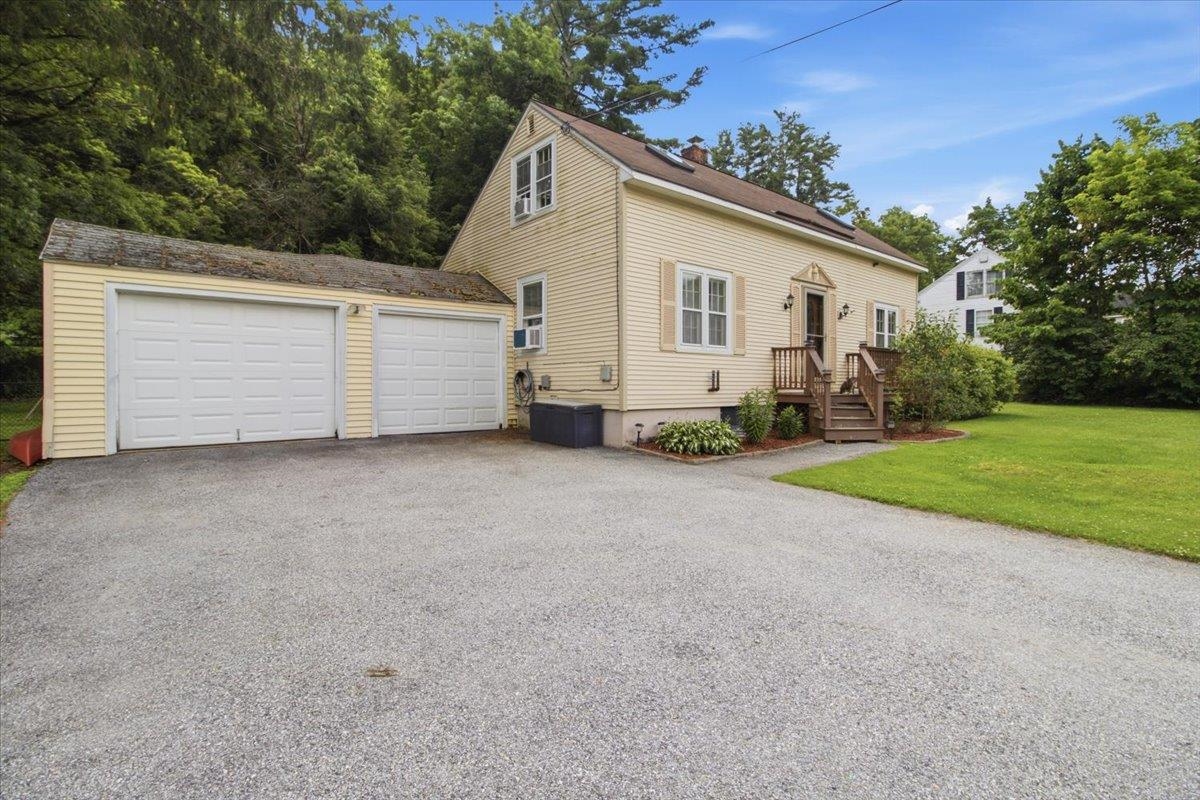 2994 Vt Route 7a Property Photo 3