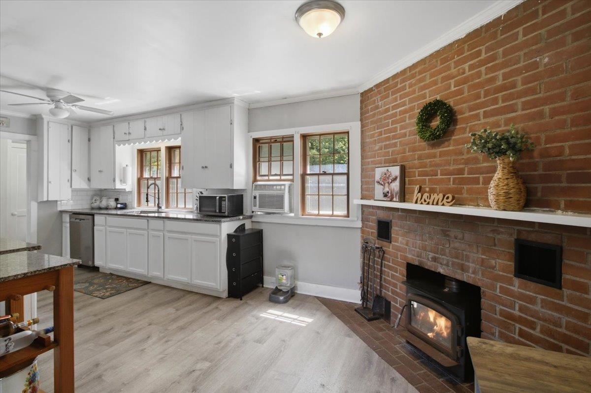 2994 Vt Route 7a Property Photo 7