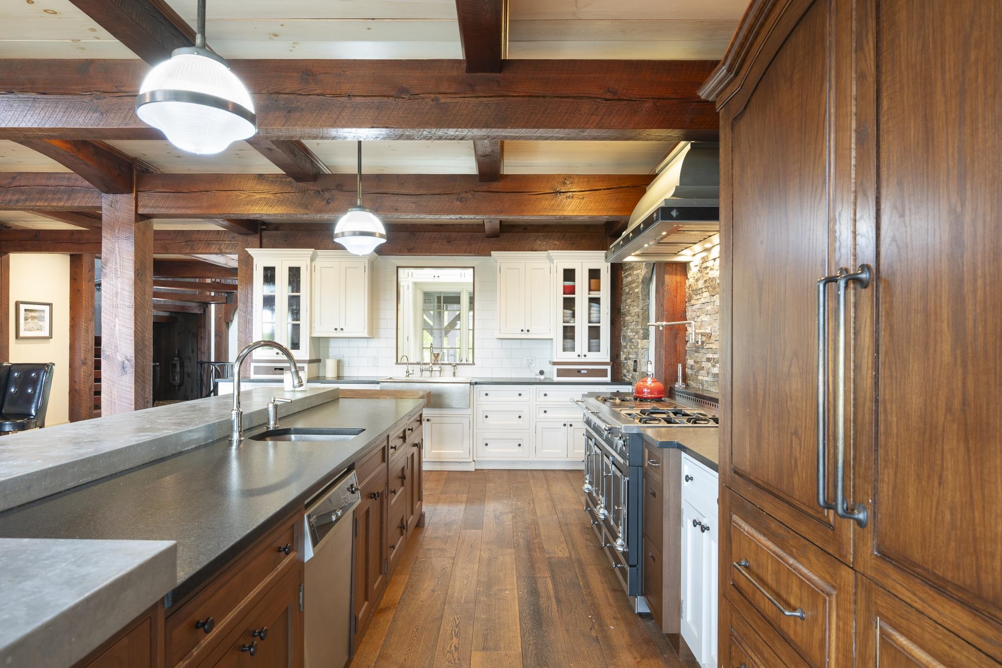 816 Black Bear Road Property Photo 9
