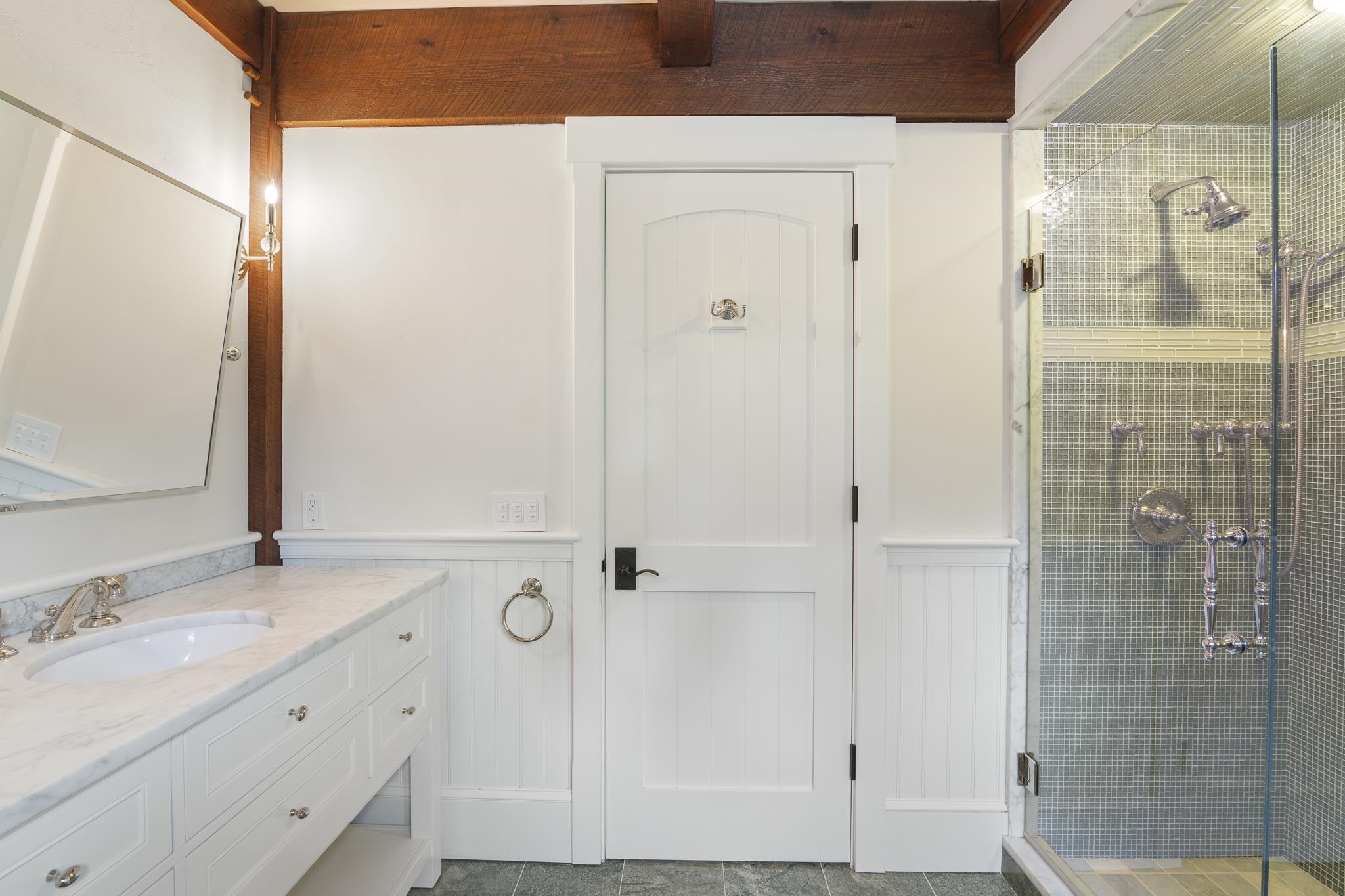 816 Black Bear Road Property Photo 28