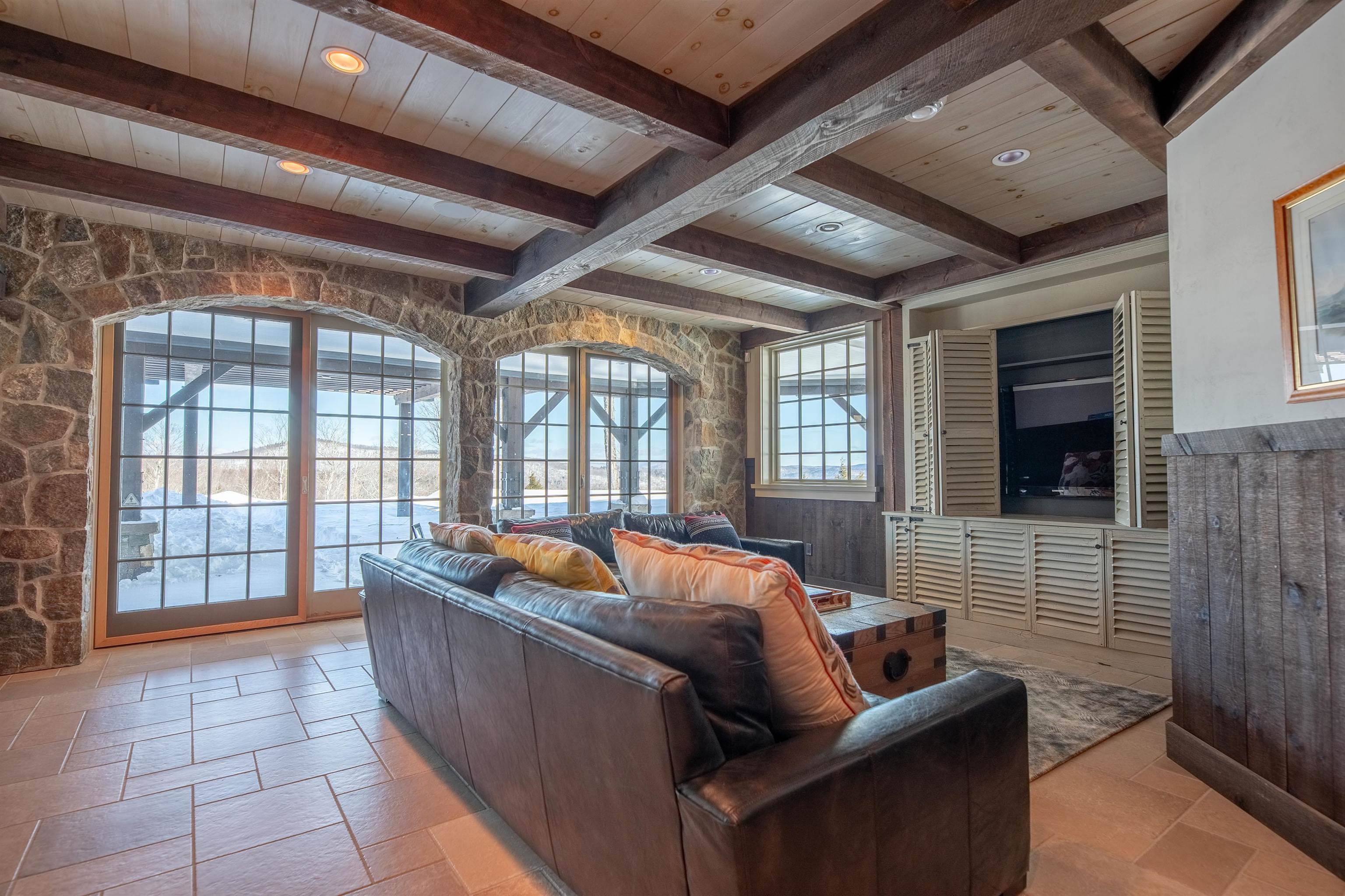 816 Black Bear Road Property Photo 35