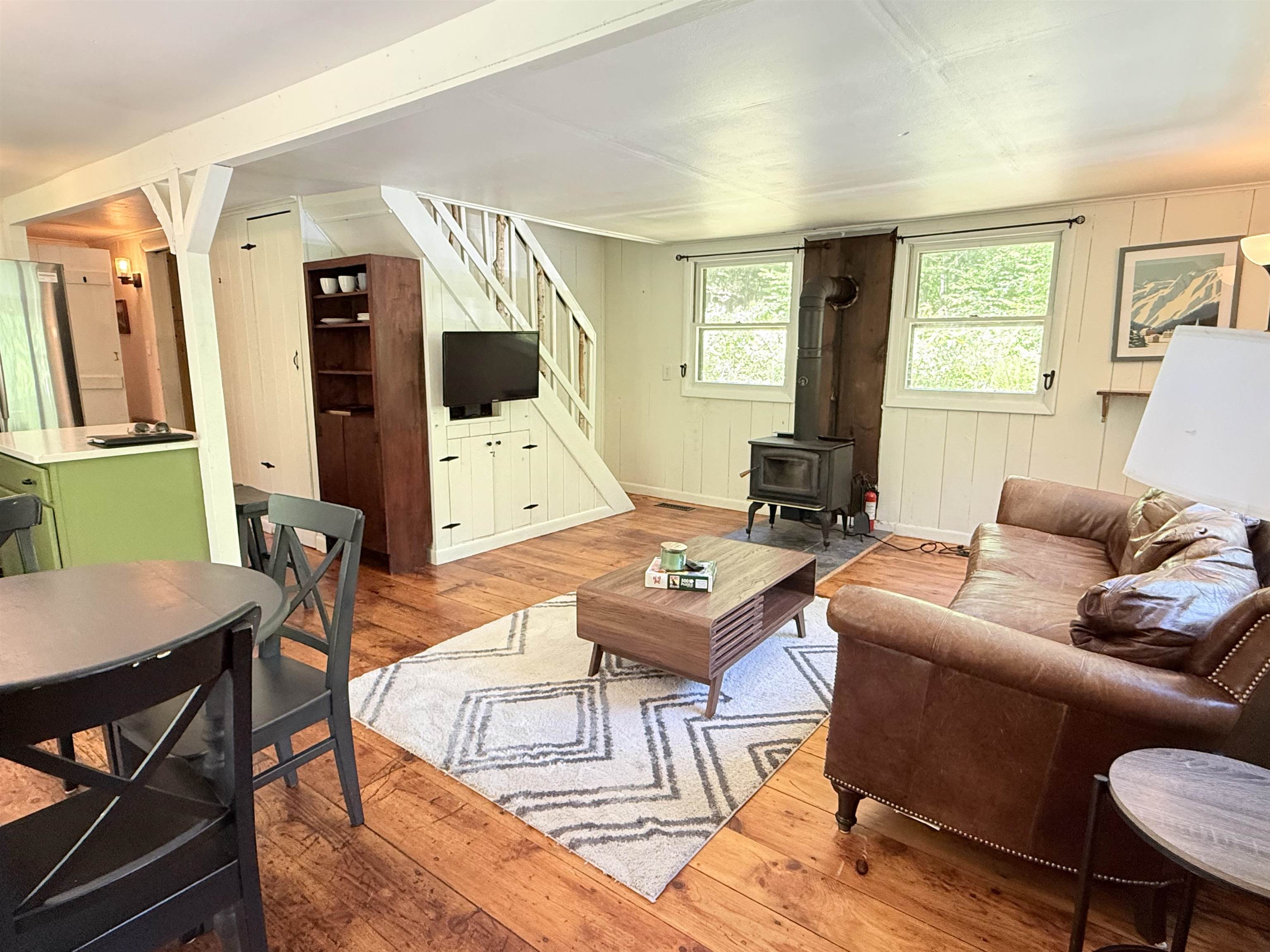 8 Beech Tree Lane Property Photo 6