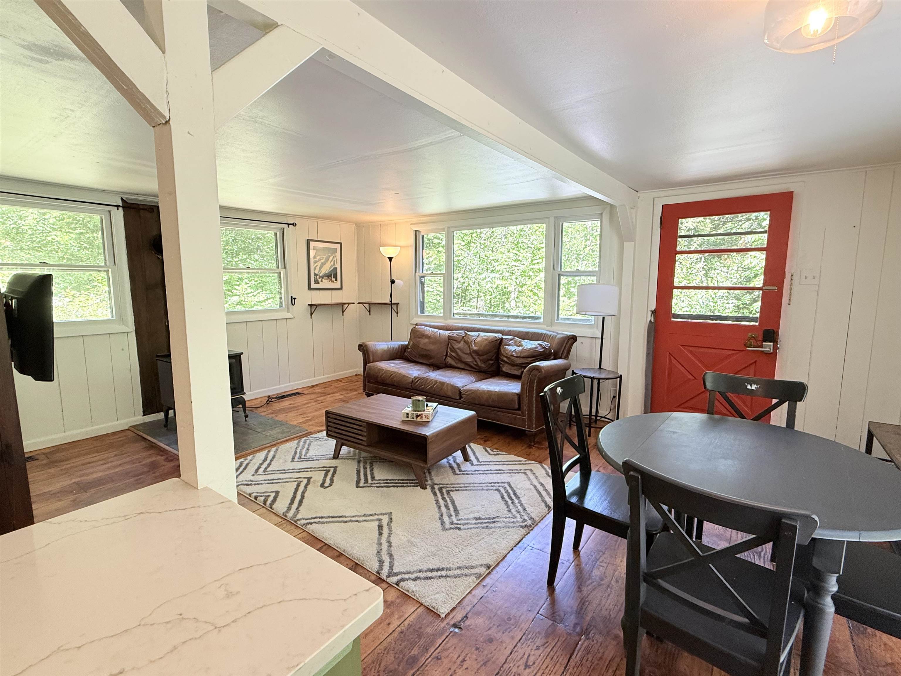 8 Beech Tree Lane Property Photo 9