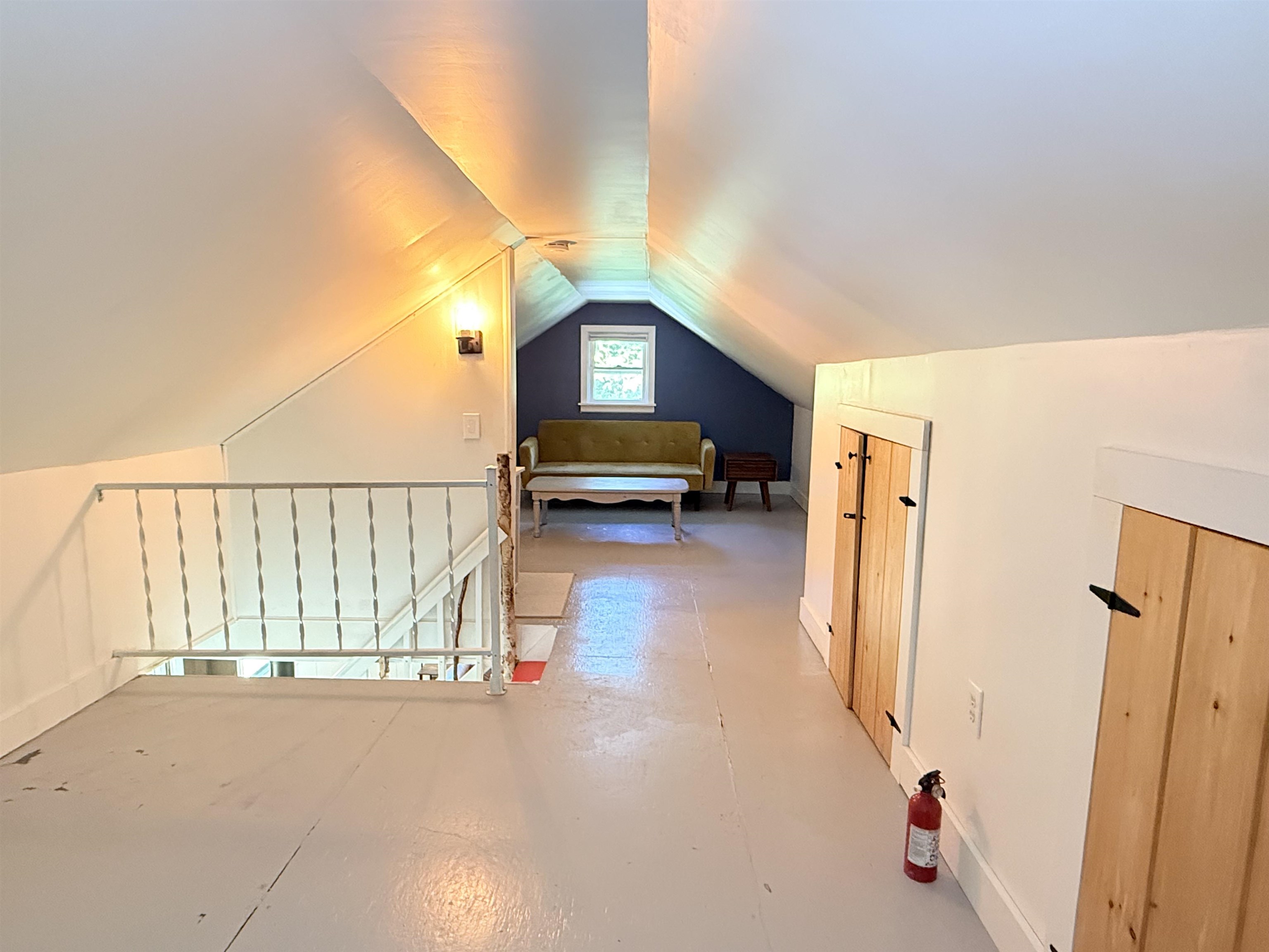 8 Beech Tree Lane Property Photo 18
