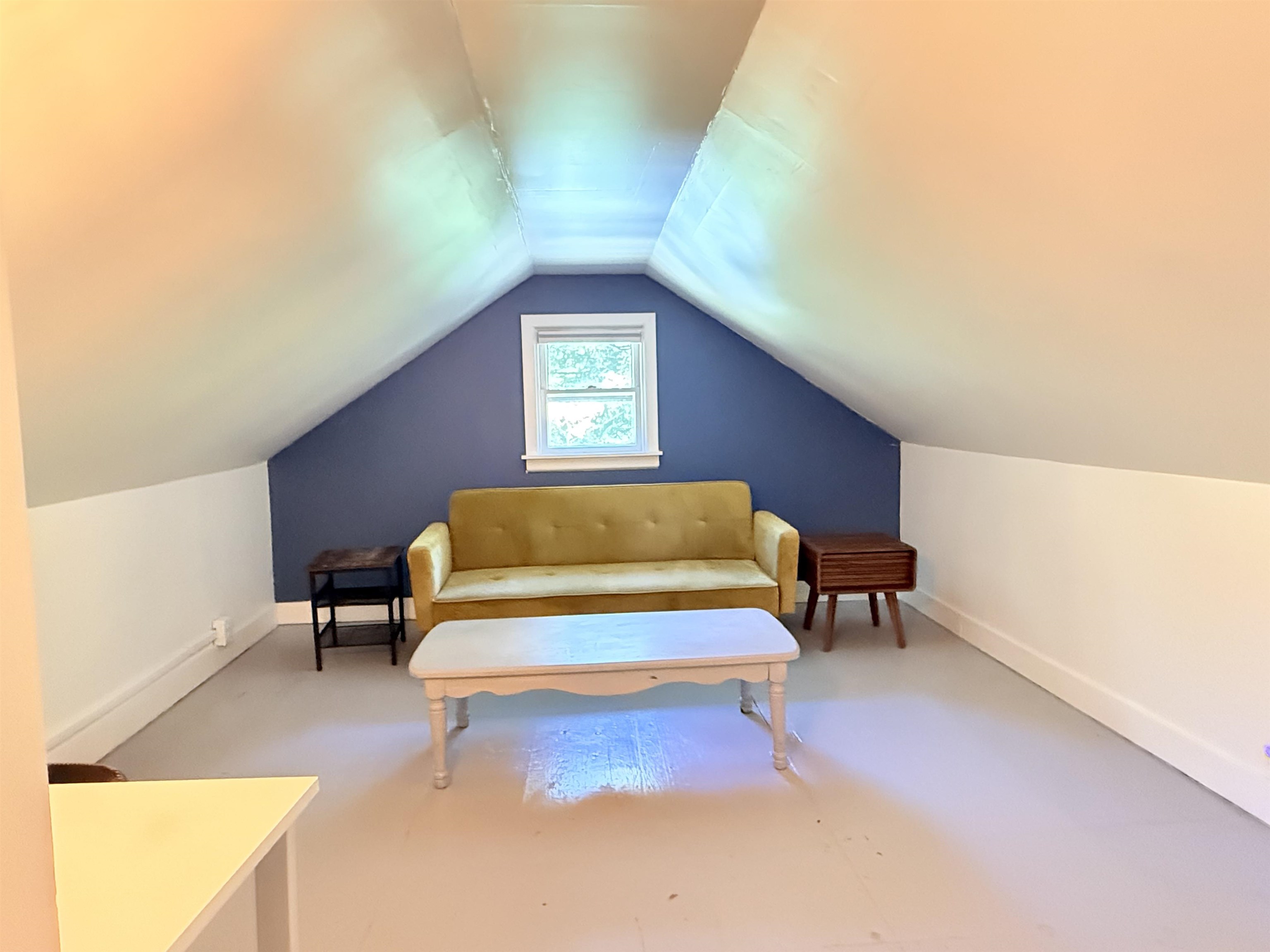 8 Beech Tree Lane Property Photo 21