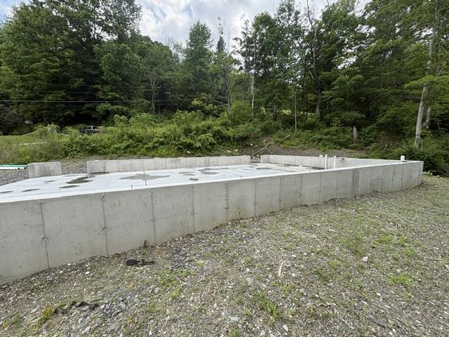 102 Skyline Drive Property Photo 4