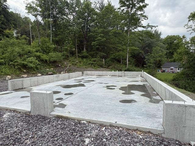 102 Skyline Drive Property Photo 5