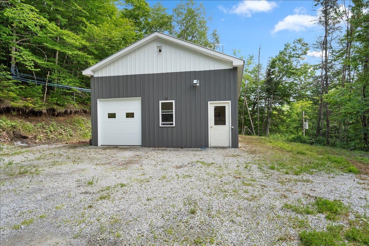 1822 Woodchuck Hollow Road Property Photo 4