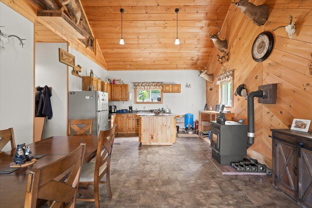 1822 Woodchuck Hollow Road Property Photo 8