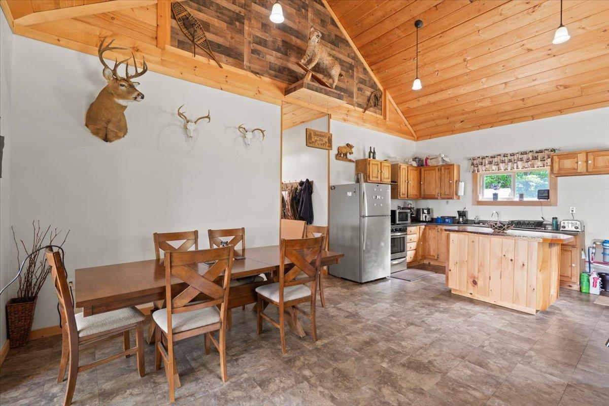 1822 Woodchuck Hollow Road Property Photo 10