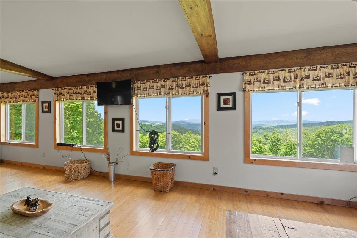 1822 Woodchuck Hollow Road Property Photo 14