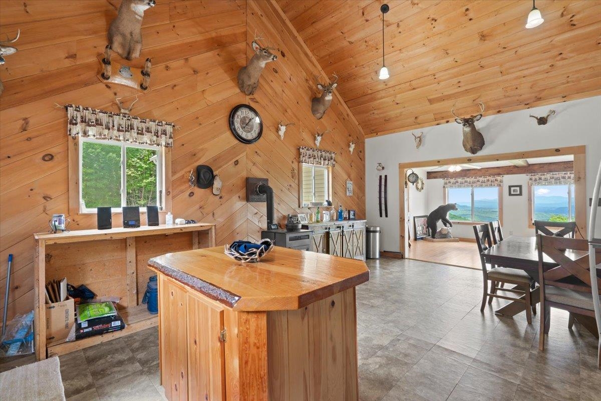 1822 Woodchuck Hollow Road Property Photo 27