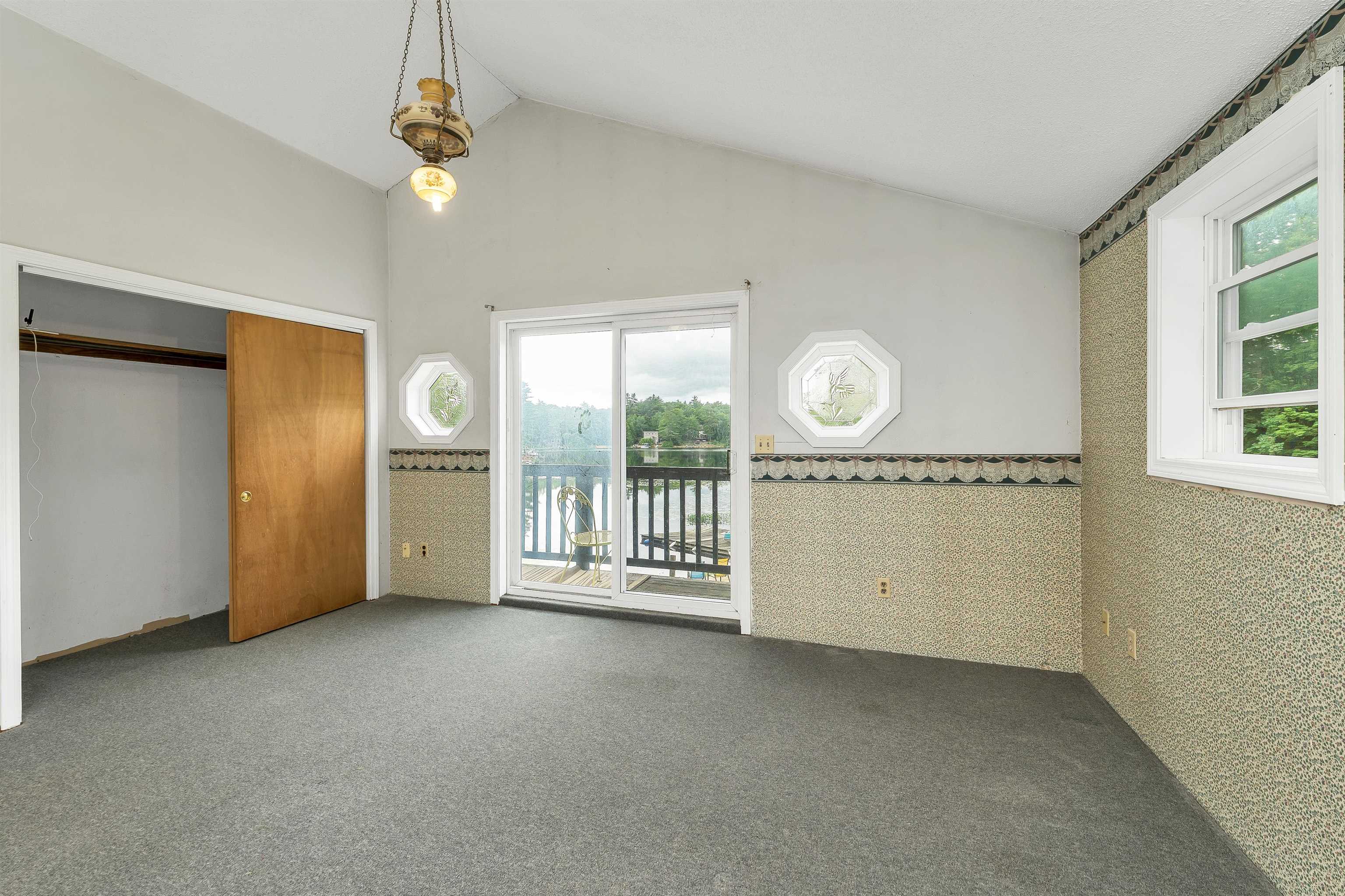 18 W Huntress Pond Road Property Photo 4