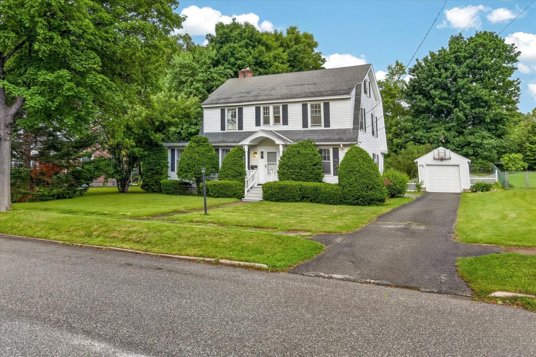 29 Howard Avenue Property Photo 43