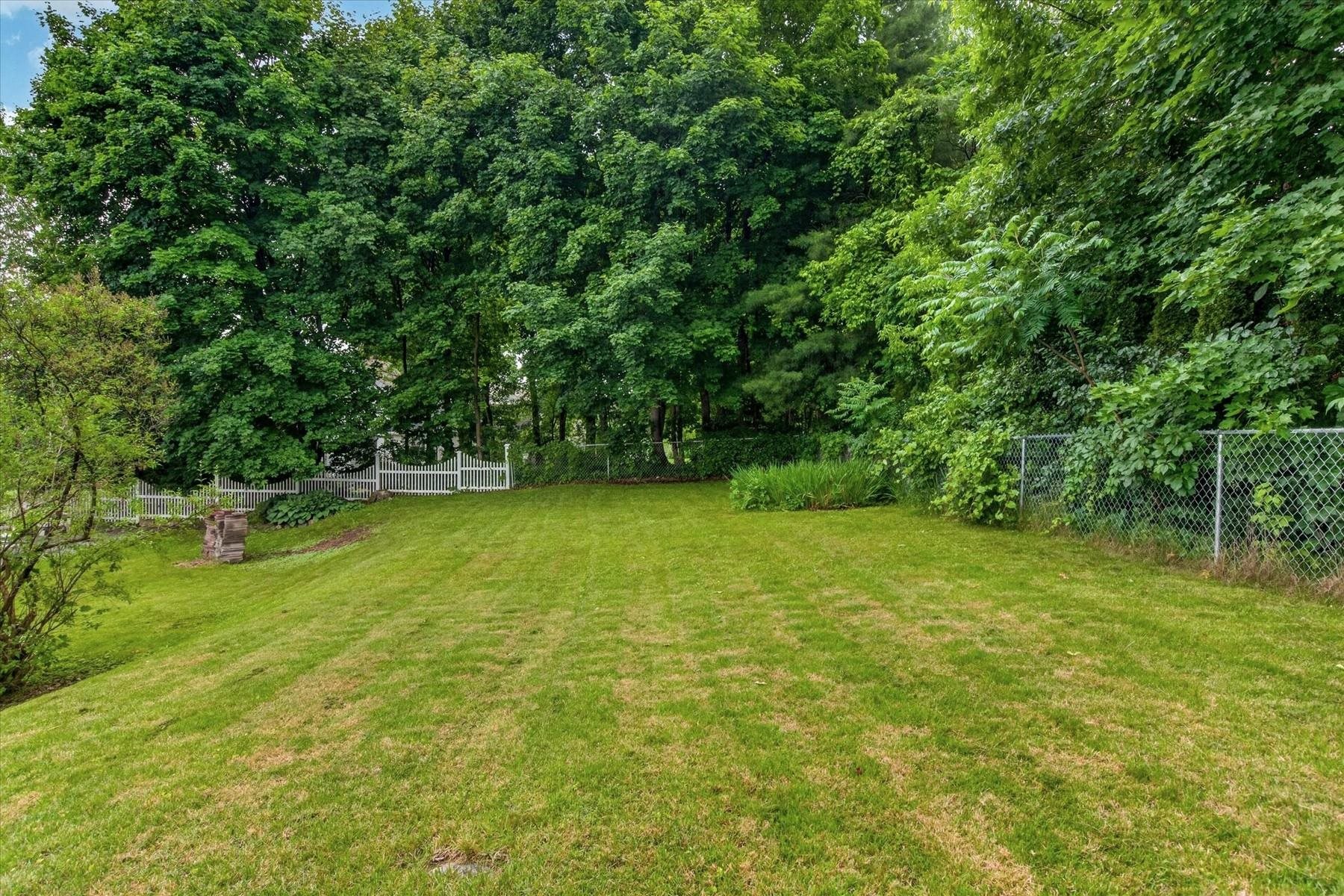 29 Howard Avenue Property Photo 49