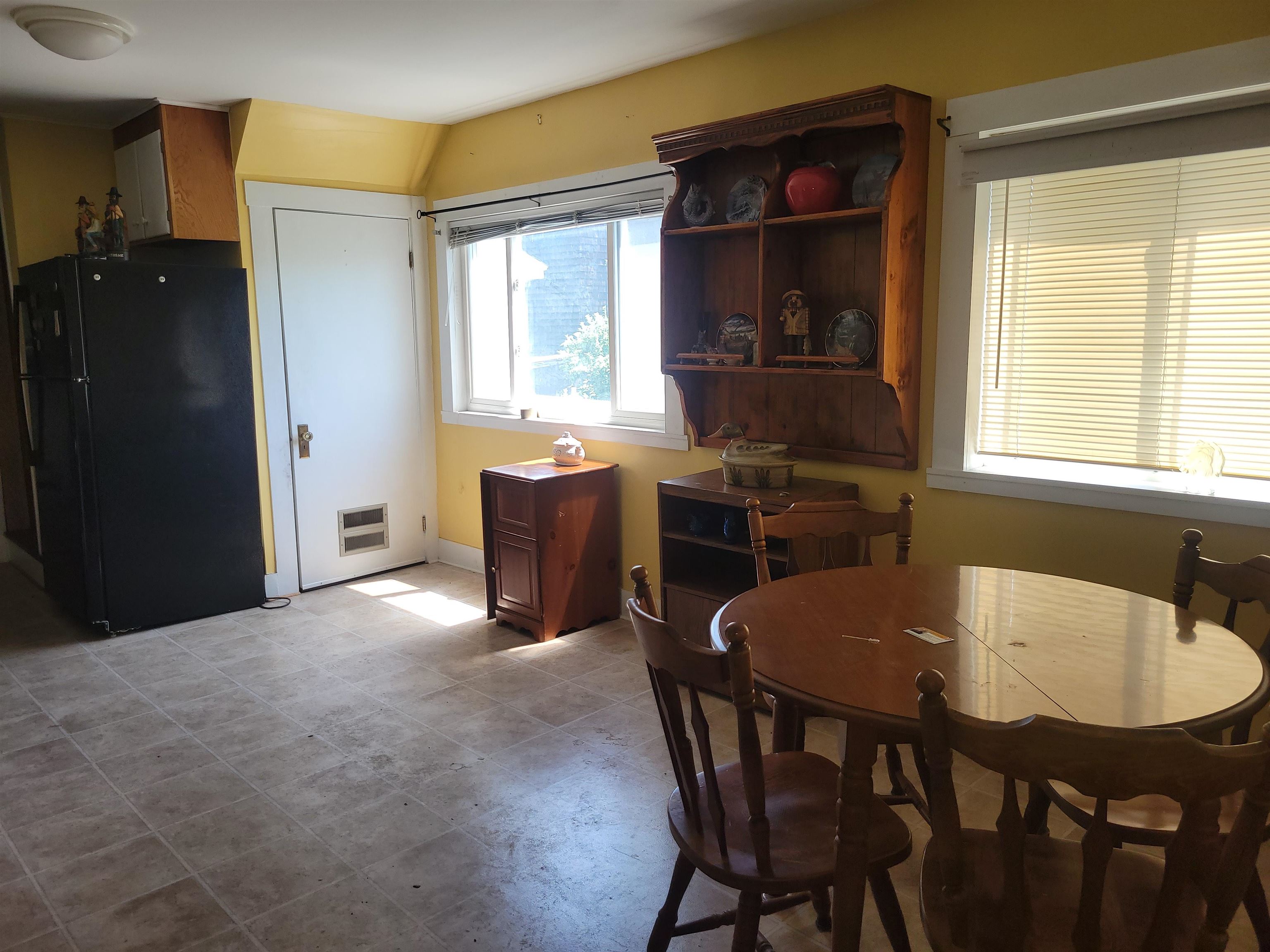402 Hillside Avenue Property Photo 5
