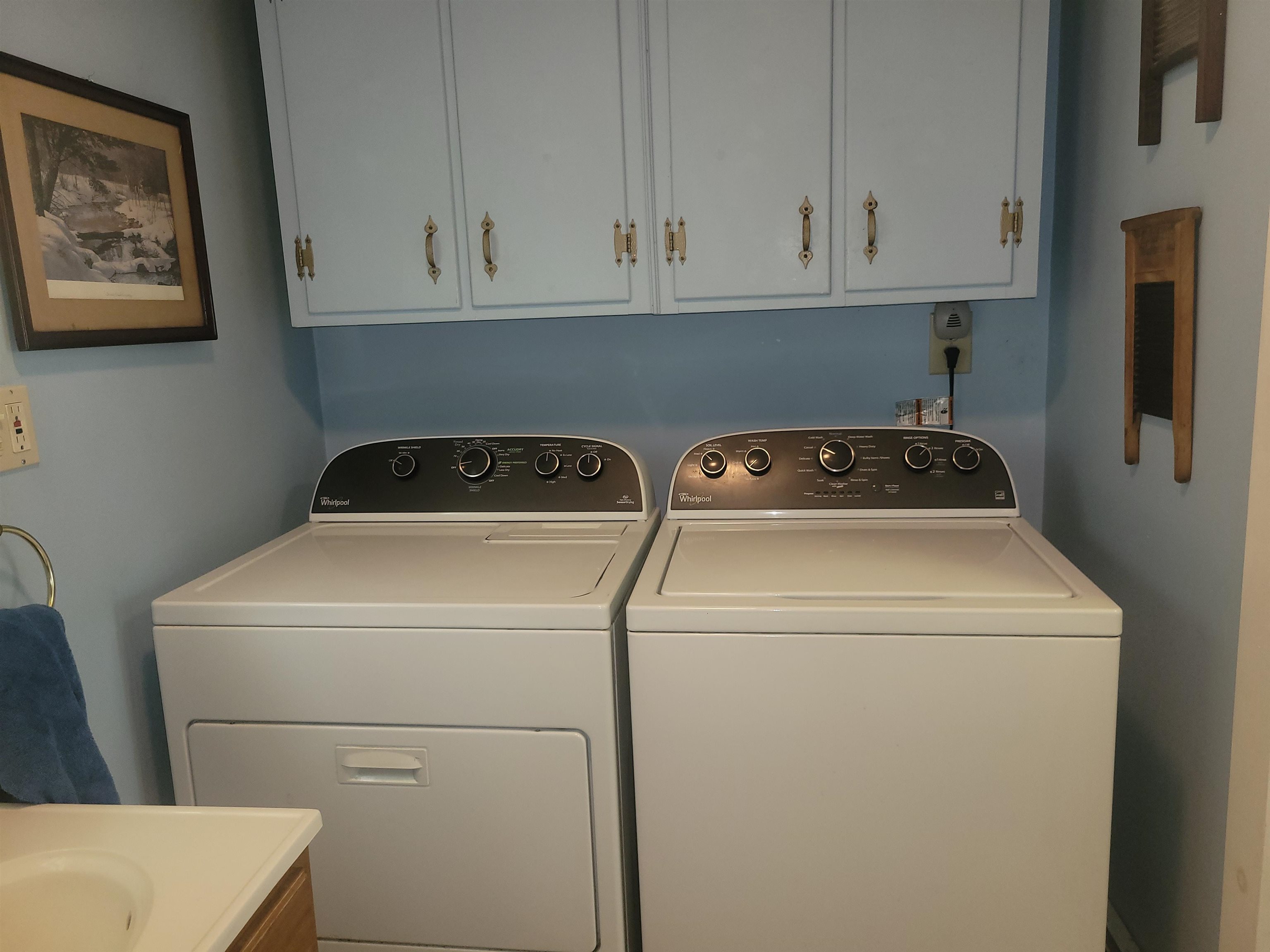 402 Hillside Avenue Property Photo 14