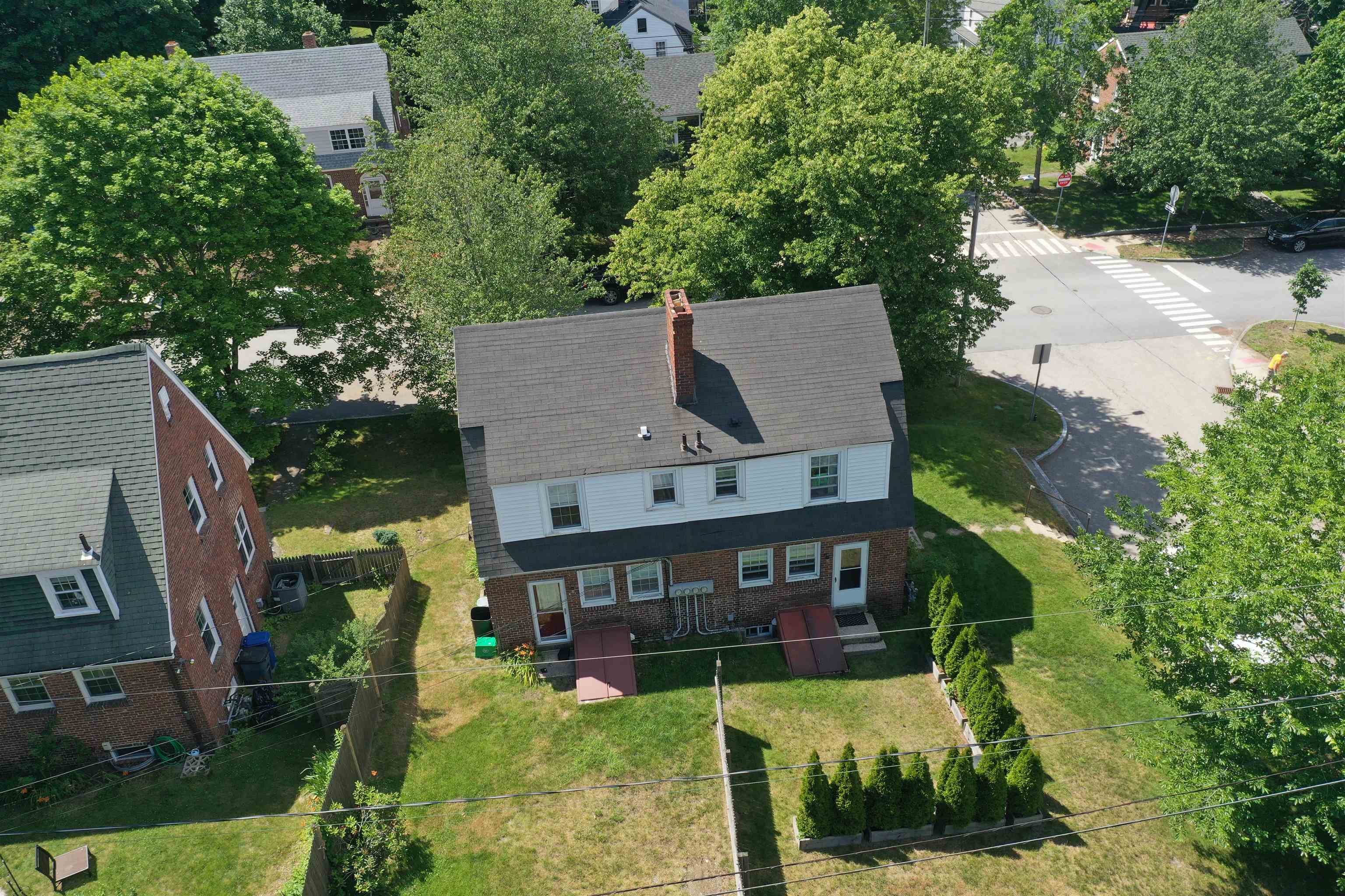 648 Kearsarge Way Property Photo 4