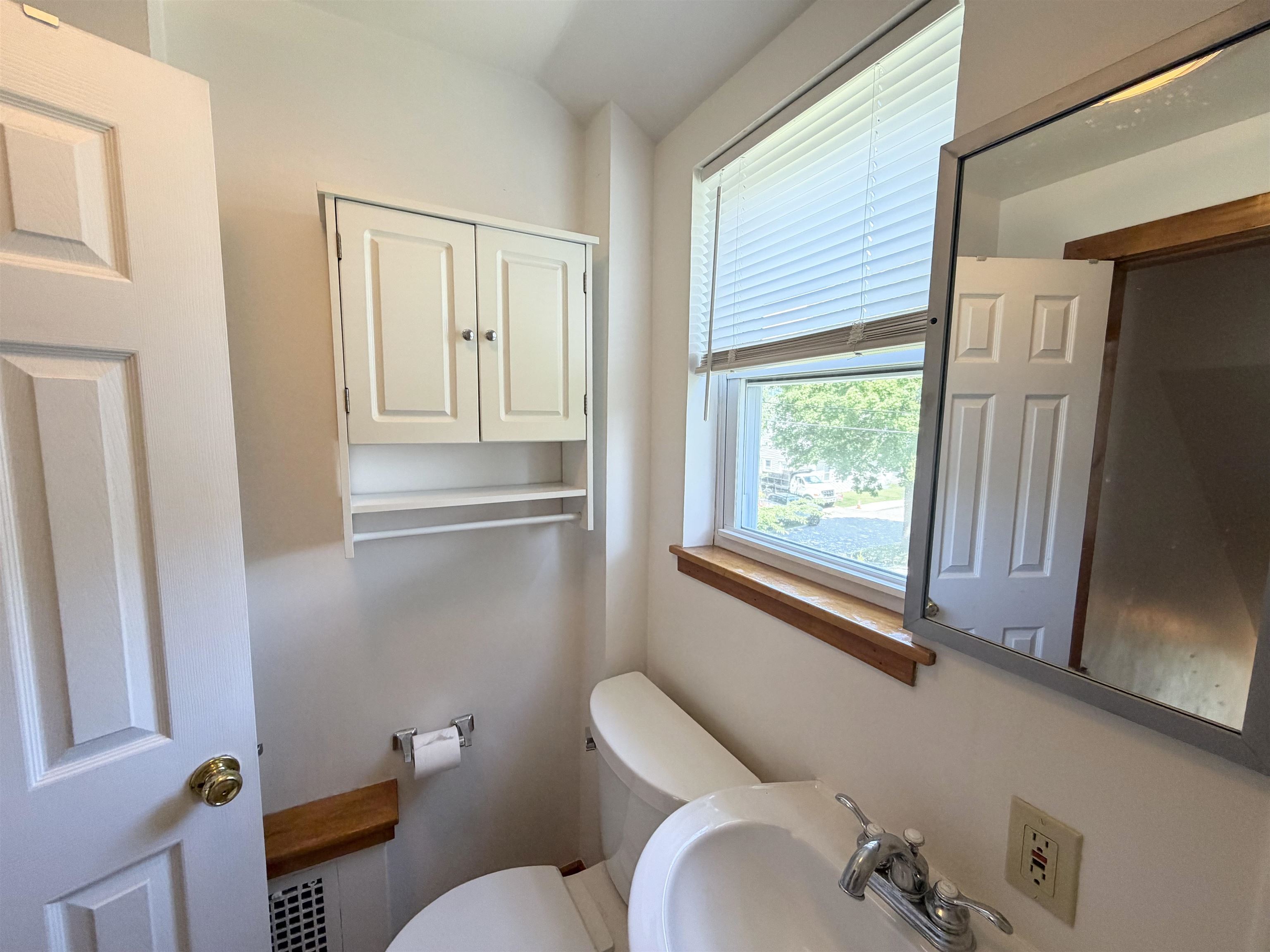 648 Kearsarge Way Property Photo 15