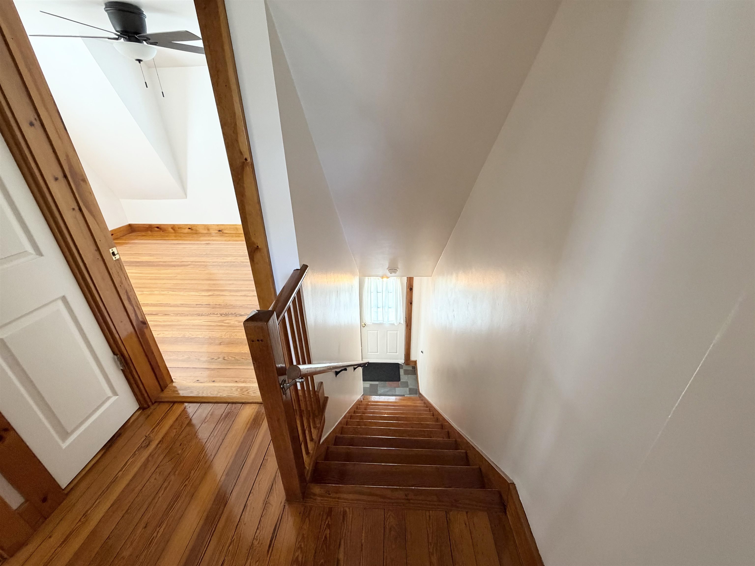648 Kearsarge Way Property Photo 16