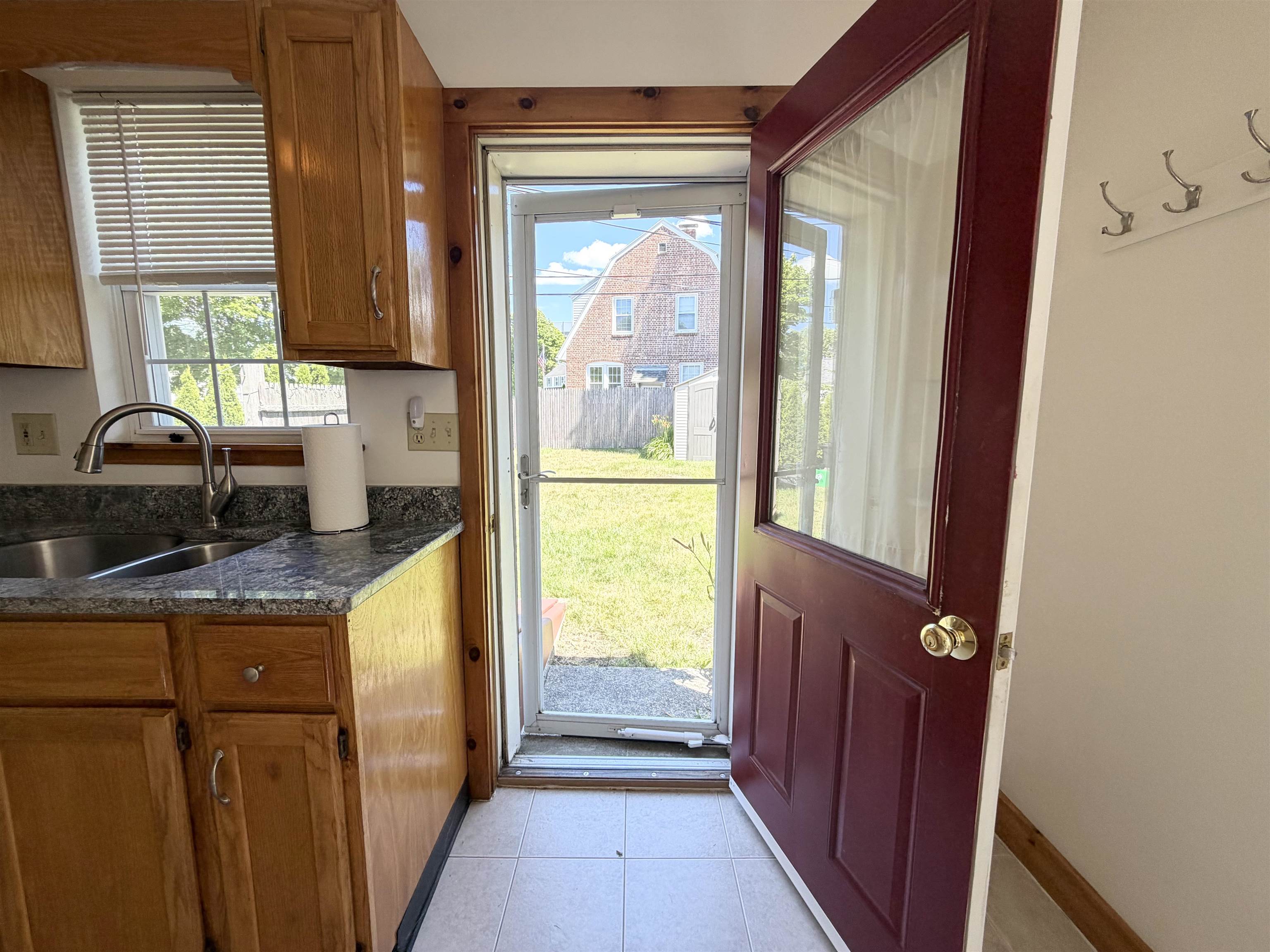 648 Kearsarge Way Property Photo 21