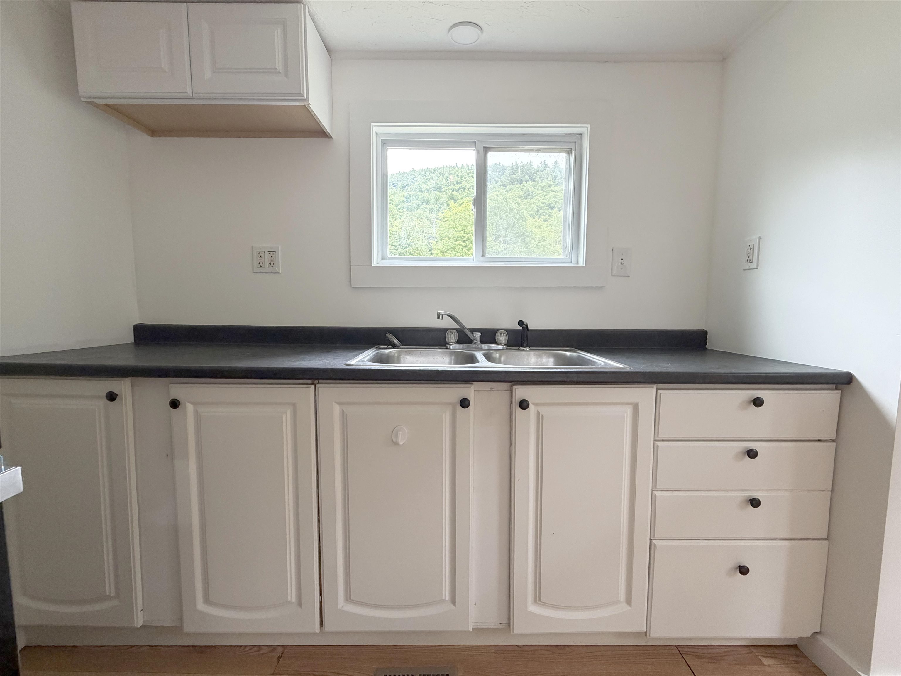 22 Valley Road Property Photo 7