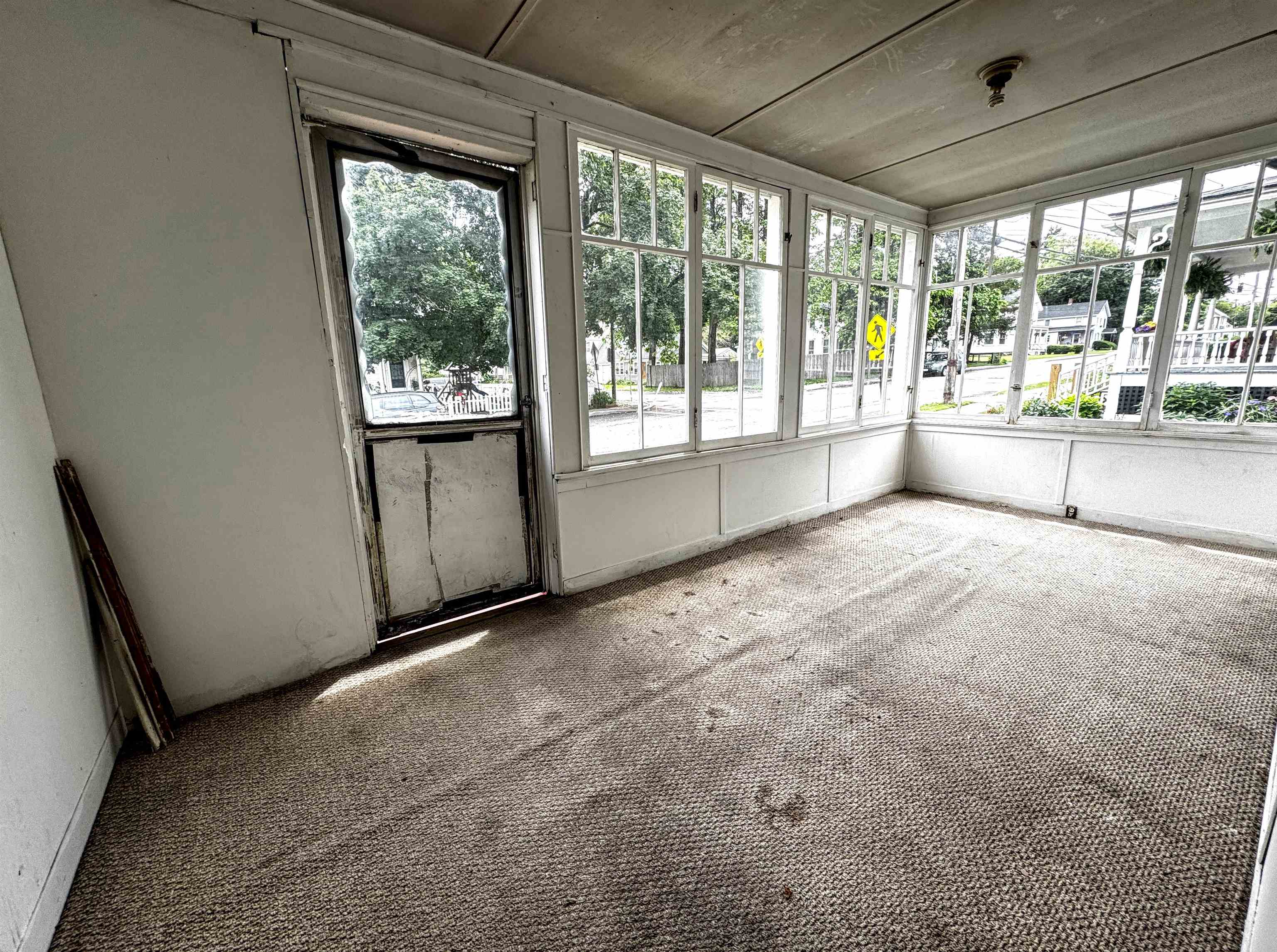 127 Dewey Street Property Photo 5