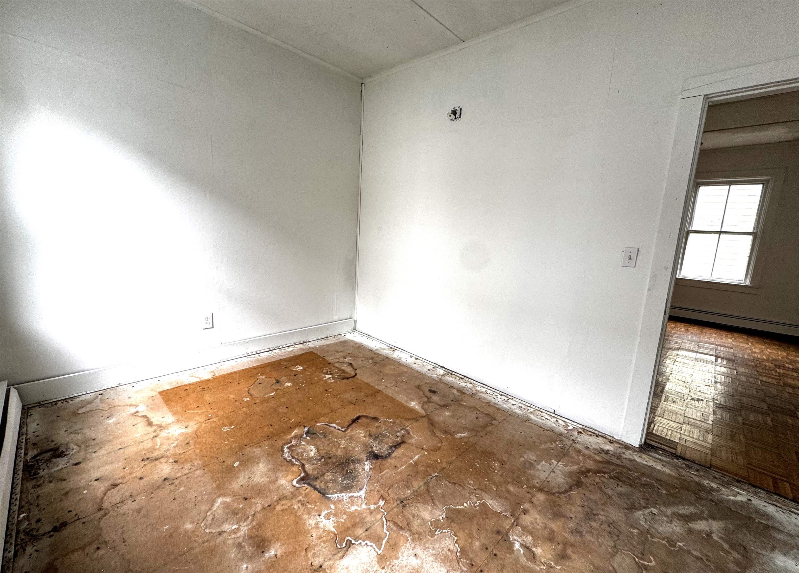 127 Dewey Street Property Photo 15