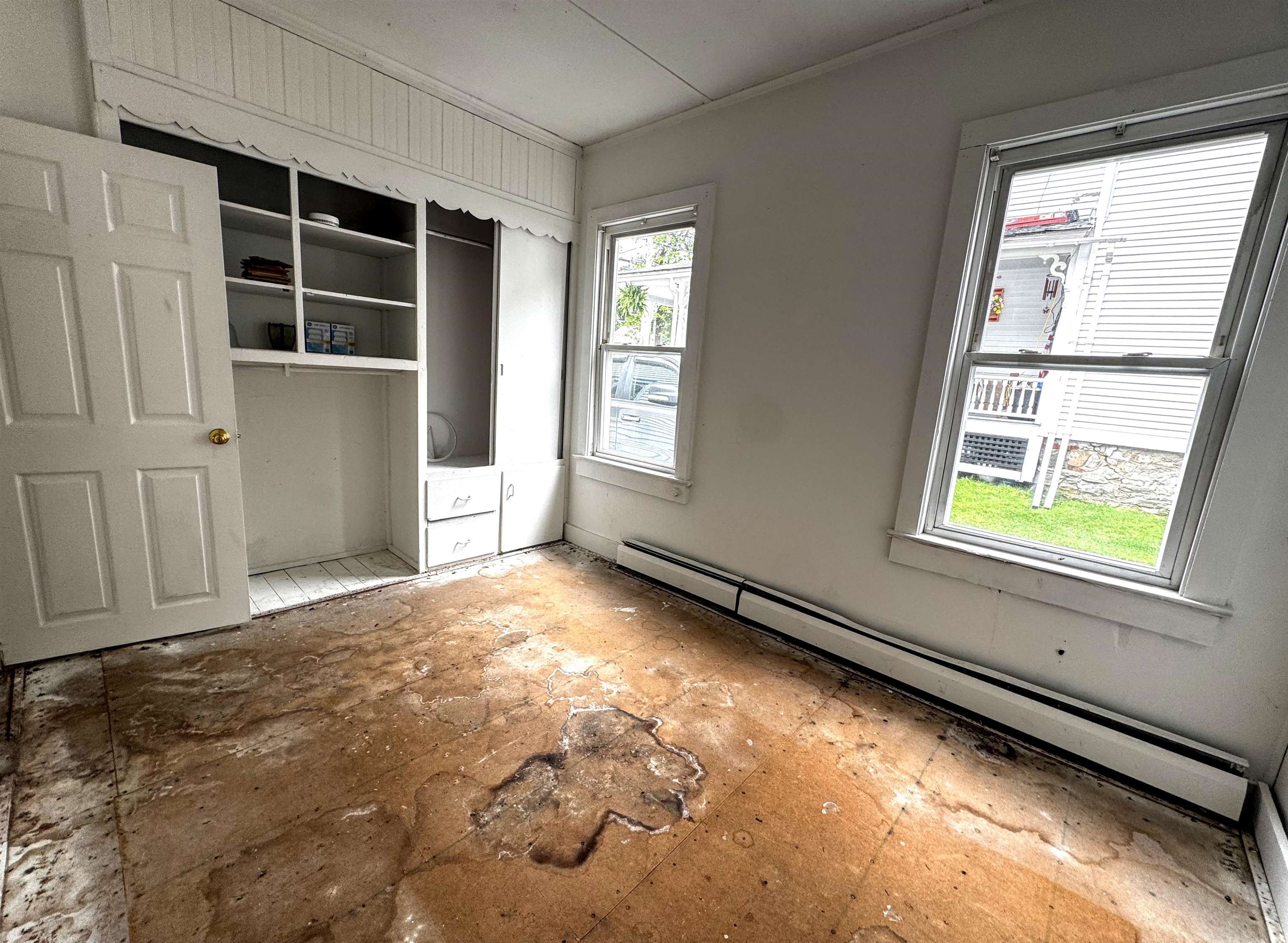127 Dewey Street Property Photo 17