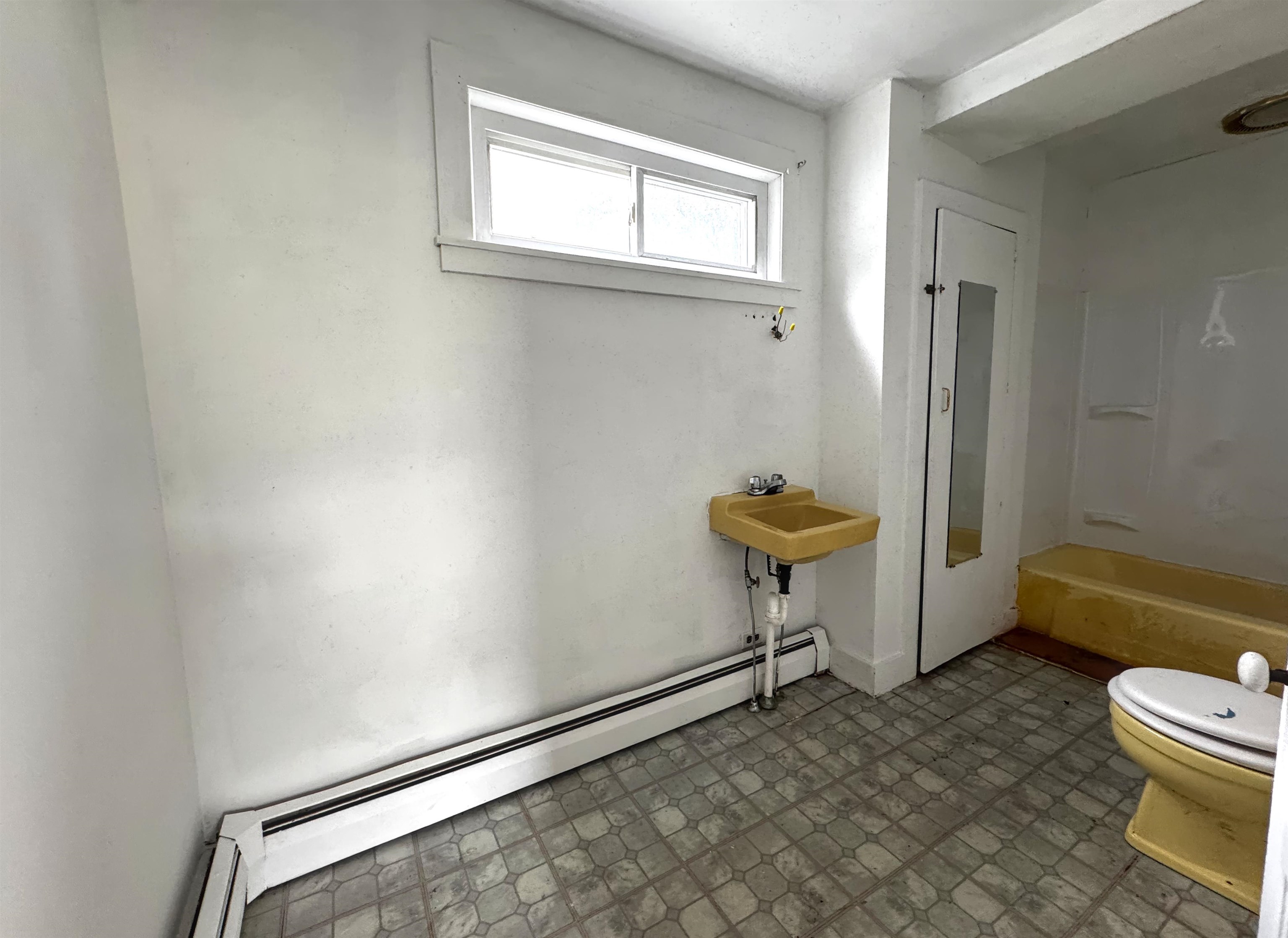 127 Dewey Street Property Photo 29