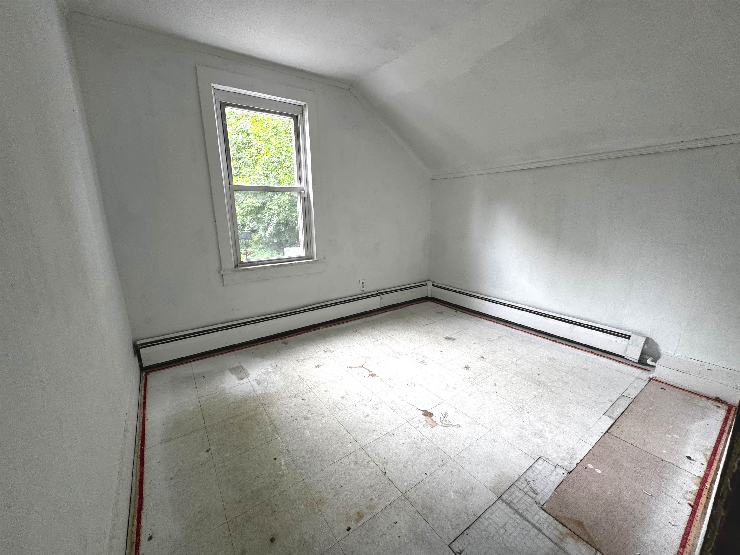 127 Dewey Street Property Photo 35