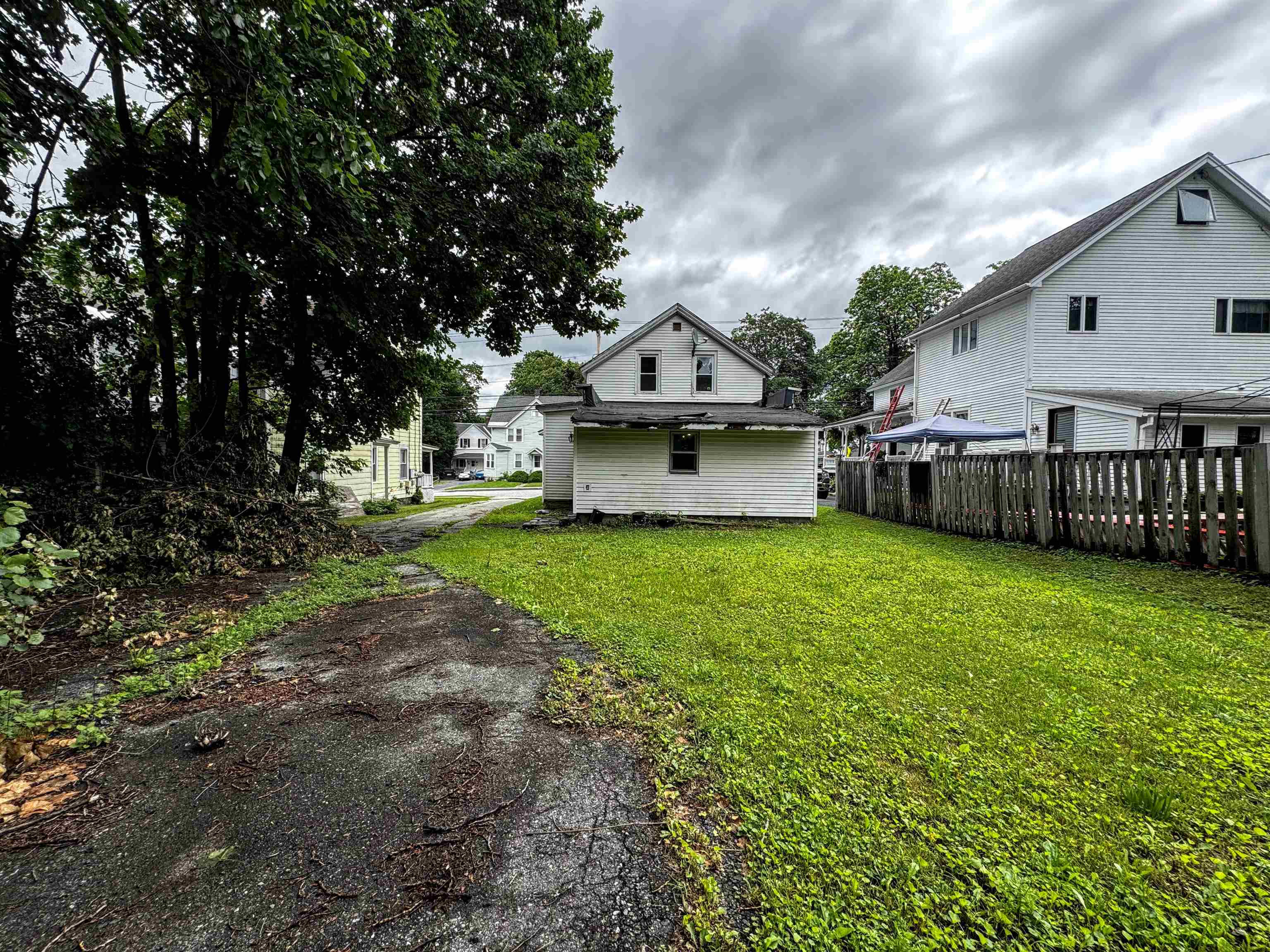 127 Dewey Street Property Photo 46