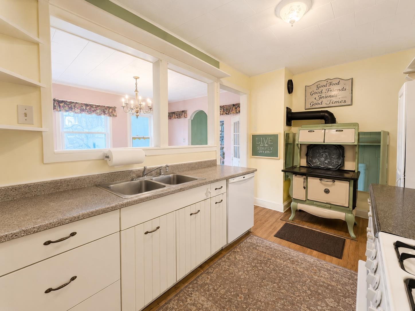 12 11th Street Property Photo 6